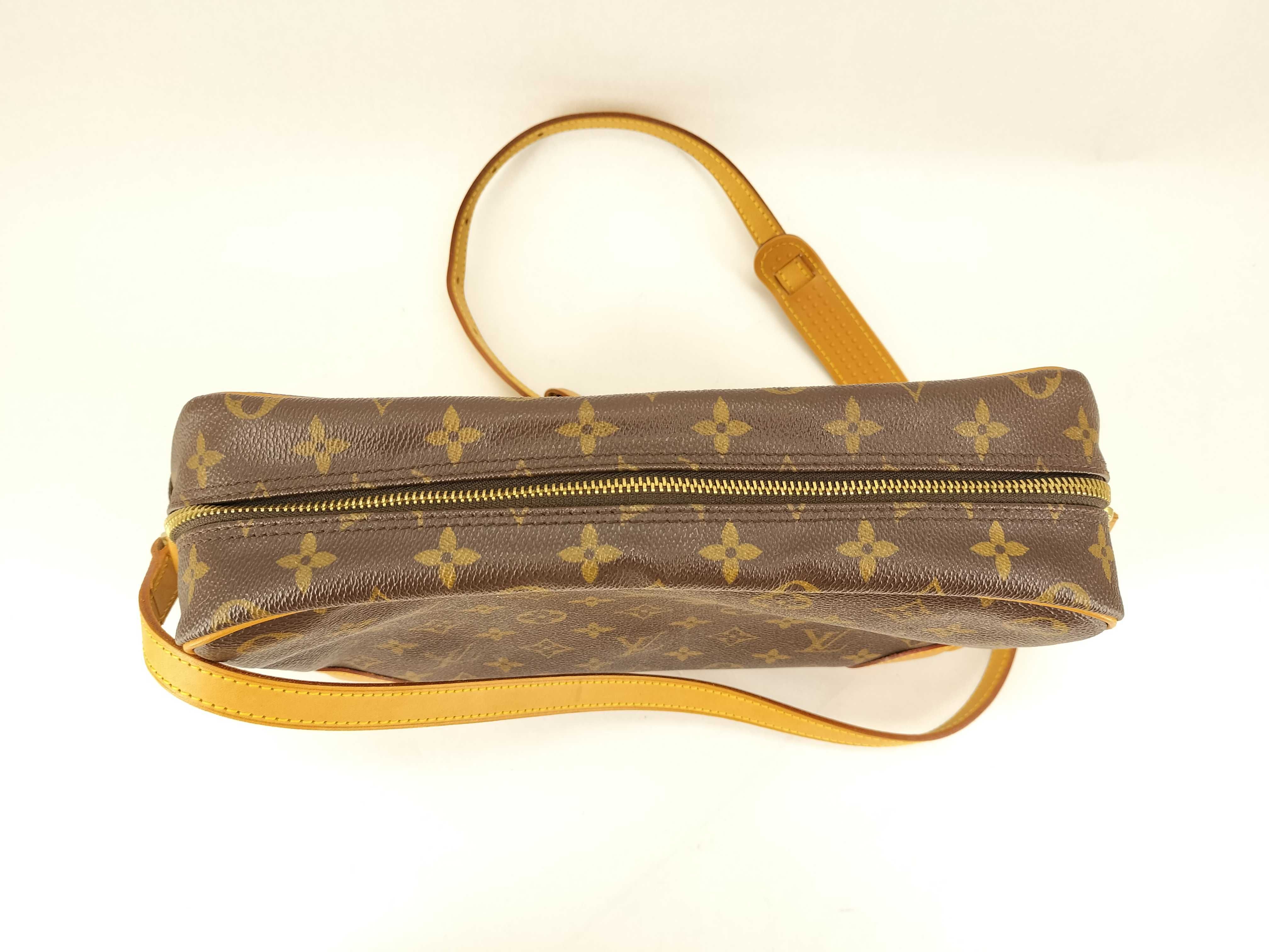 Monogram M51274 Trocadero GM Shoulder Bag — view 9