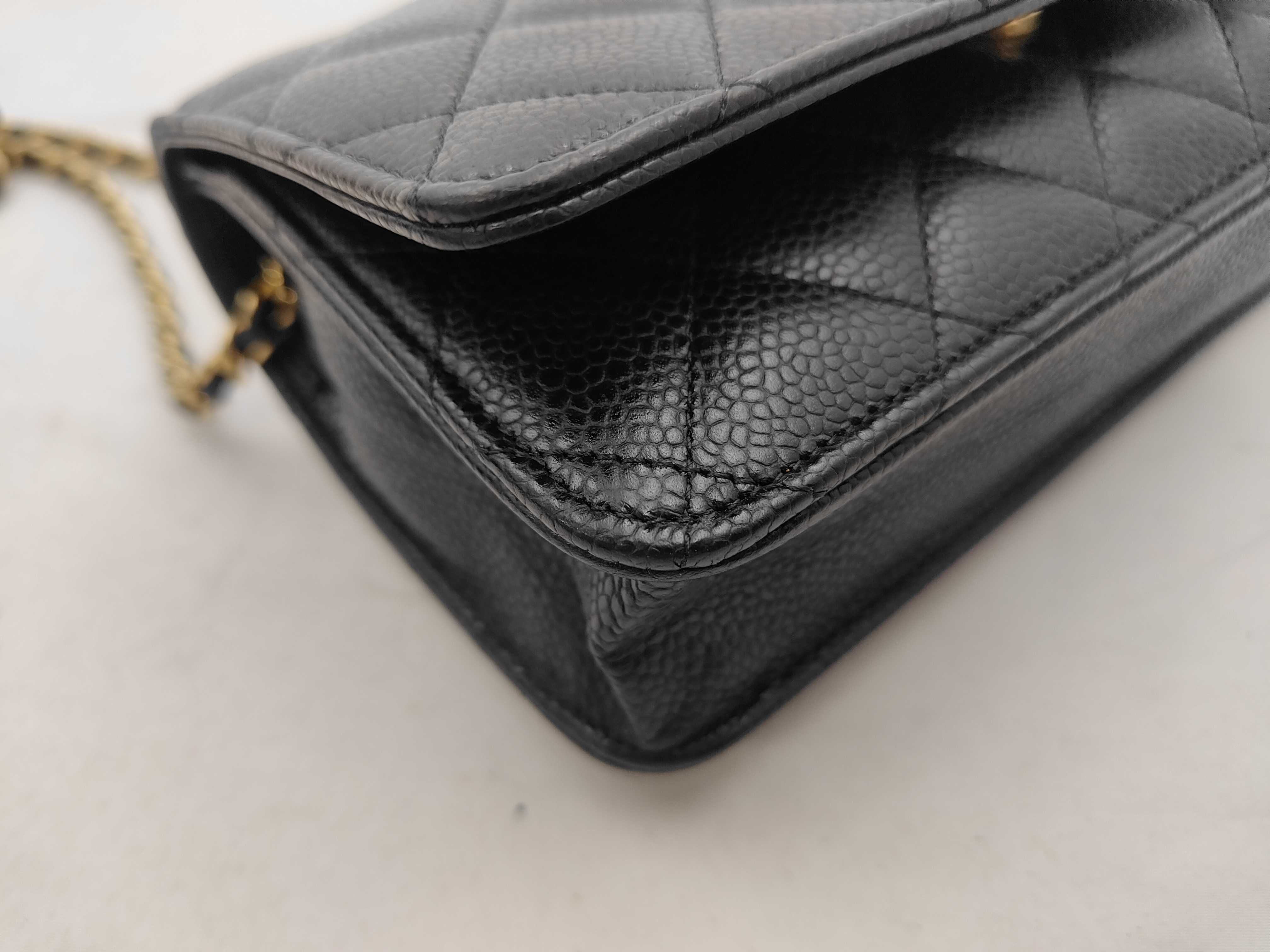 Matelassé Chain Wallet Caviar Skin Shoulder Bag — view 6