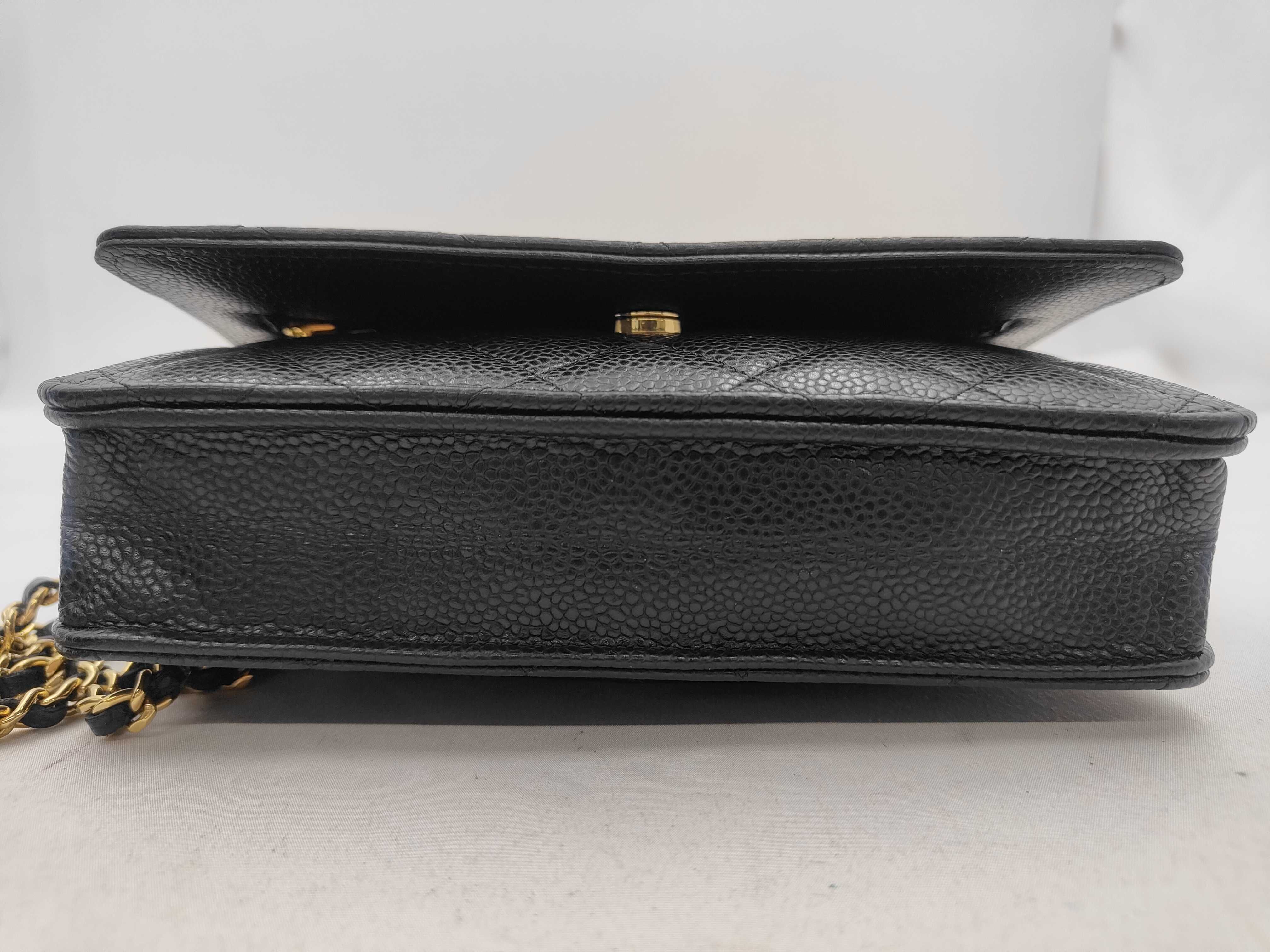 Matelassé Chain Wallet Caviar Skin Shoulder Bag — view 7