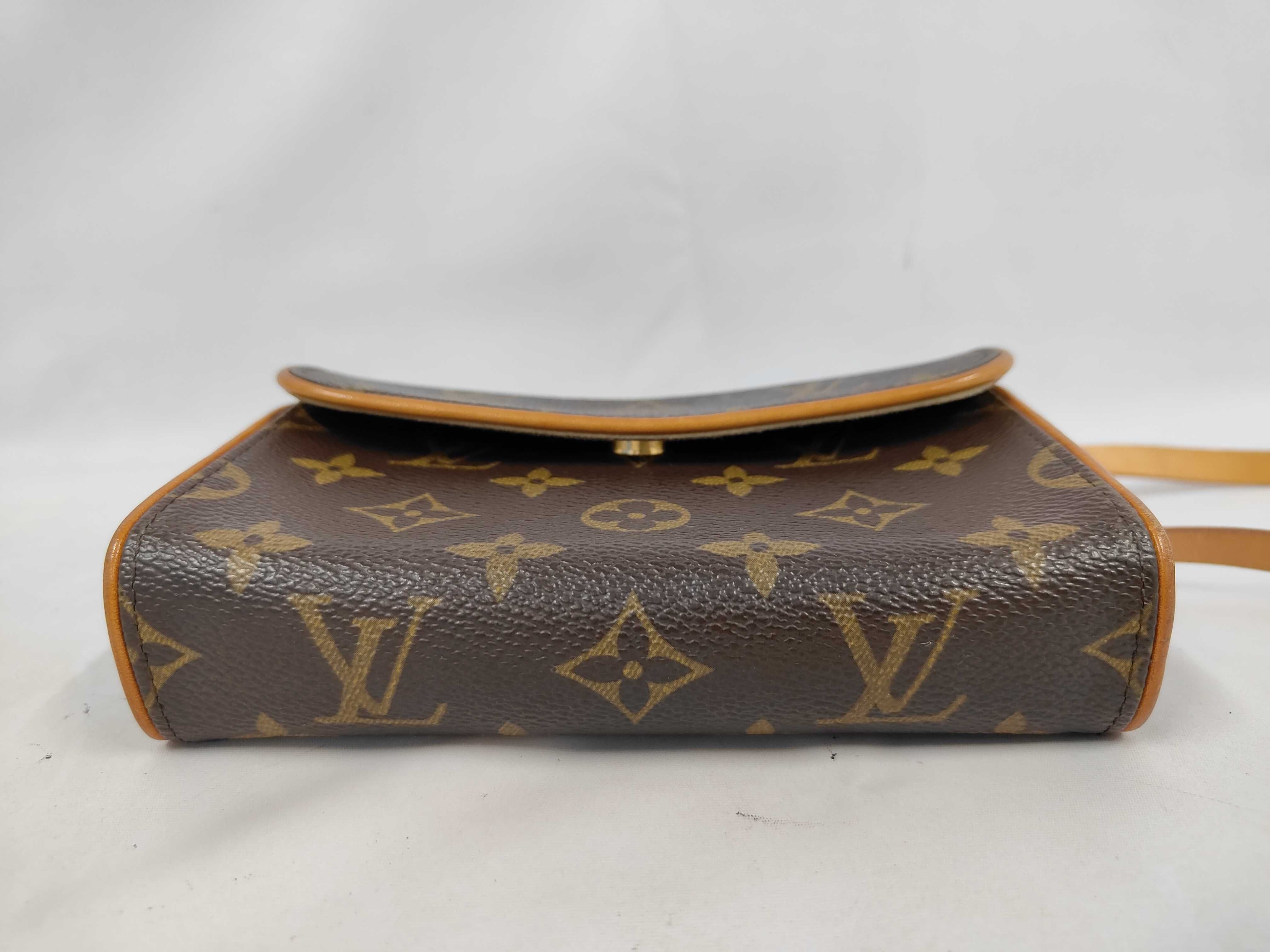 LV Pochette Florentine Monogram M51855 Shoulder Bag — view 4