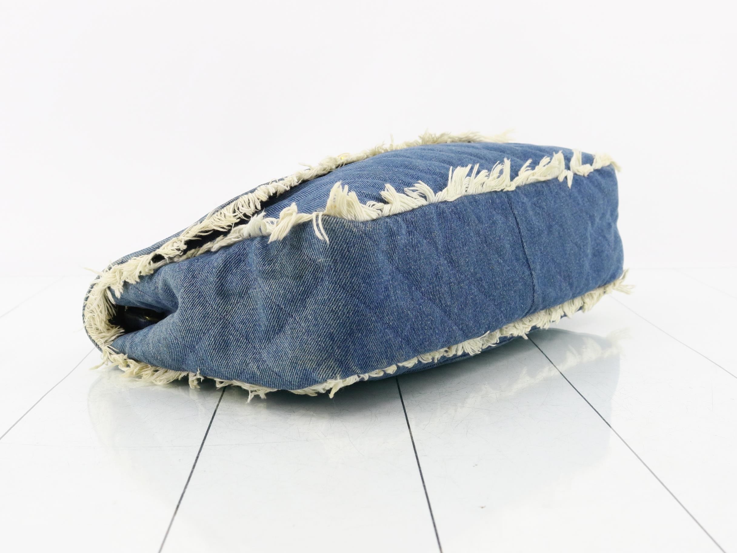 Matelassé (bag) - Shoulder bag — view 5