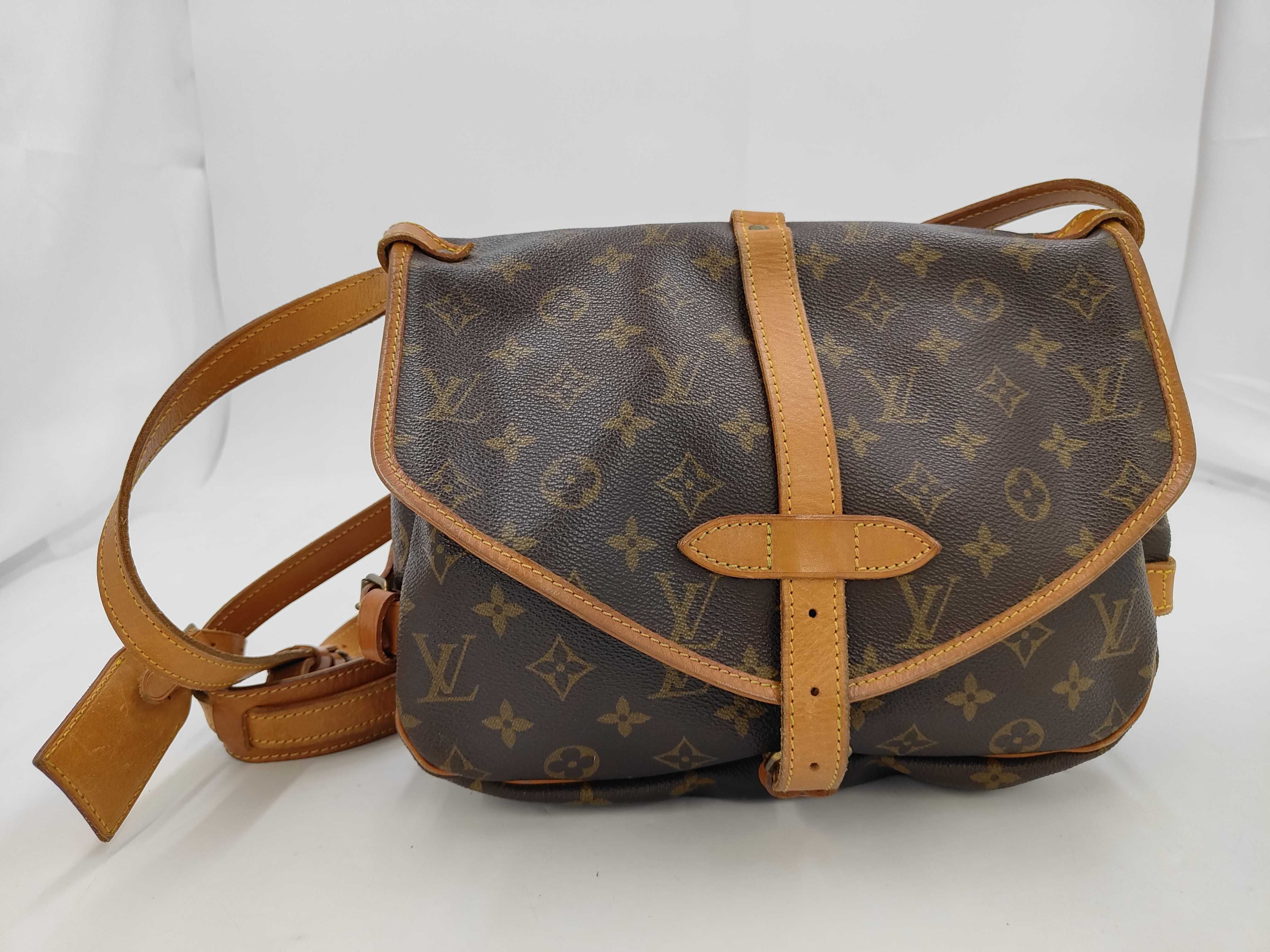 Monogram M42256 Saumur 30 Shoulder Bag