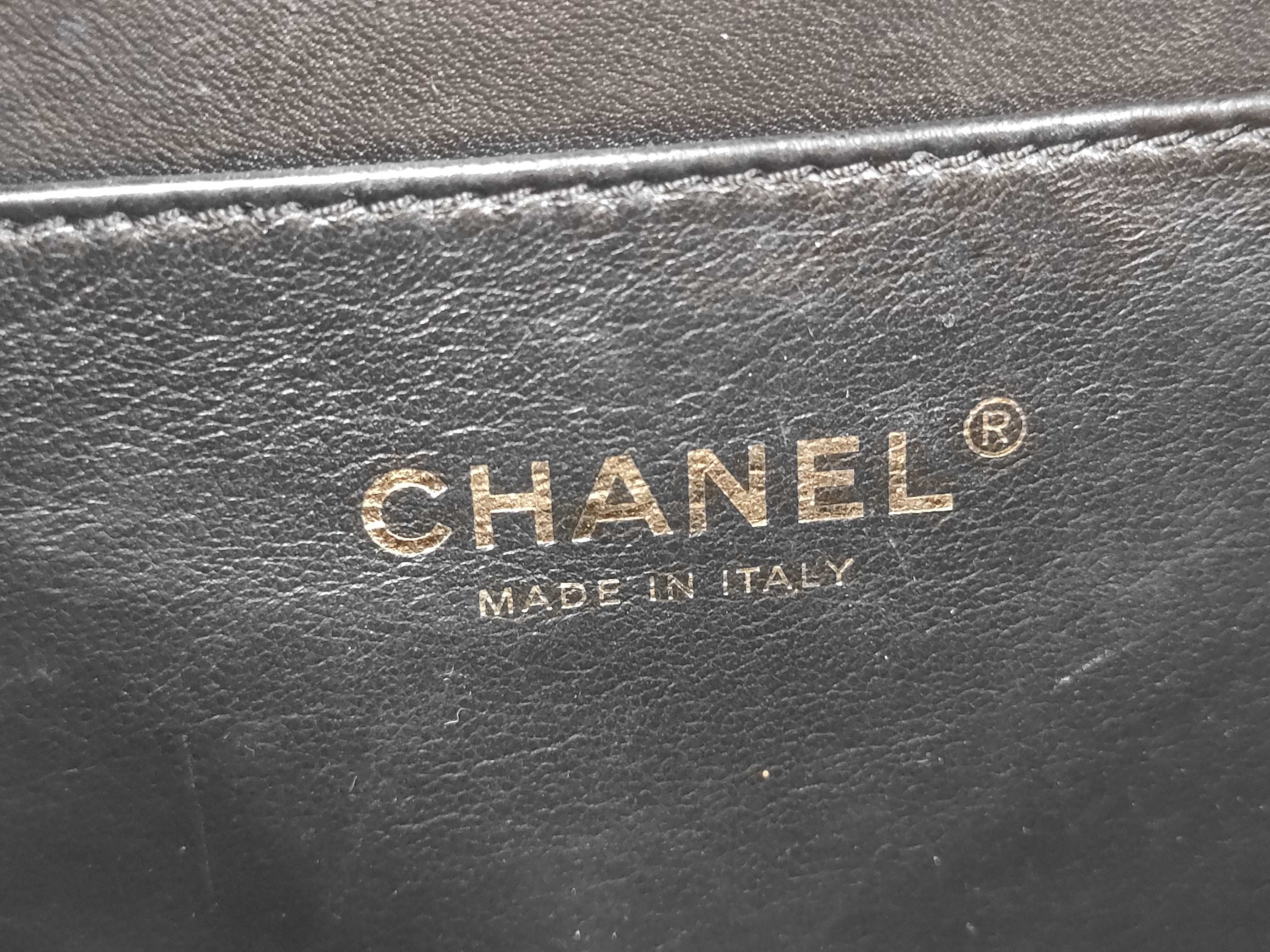 Matelassé Chain Bag, Random Serial Number, Caviar Leather, Black, Gold Hardware, Handbag — view 12
