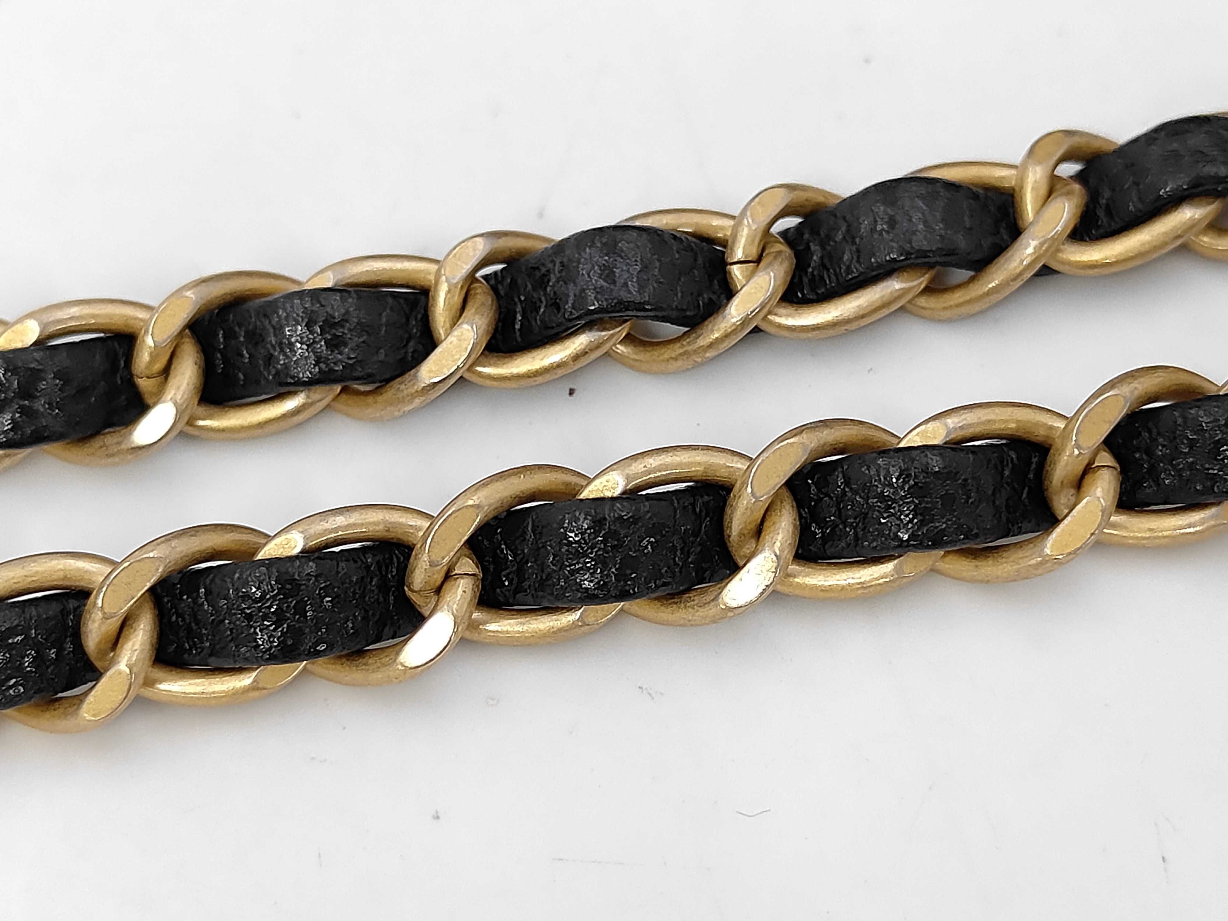 Matelassé Chain Bag, Random Serial Number, Caviar Leather, Black, Gold Hardware, Handbag — view 7