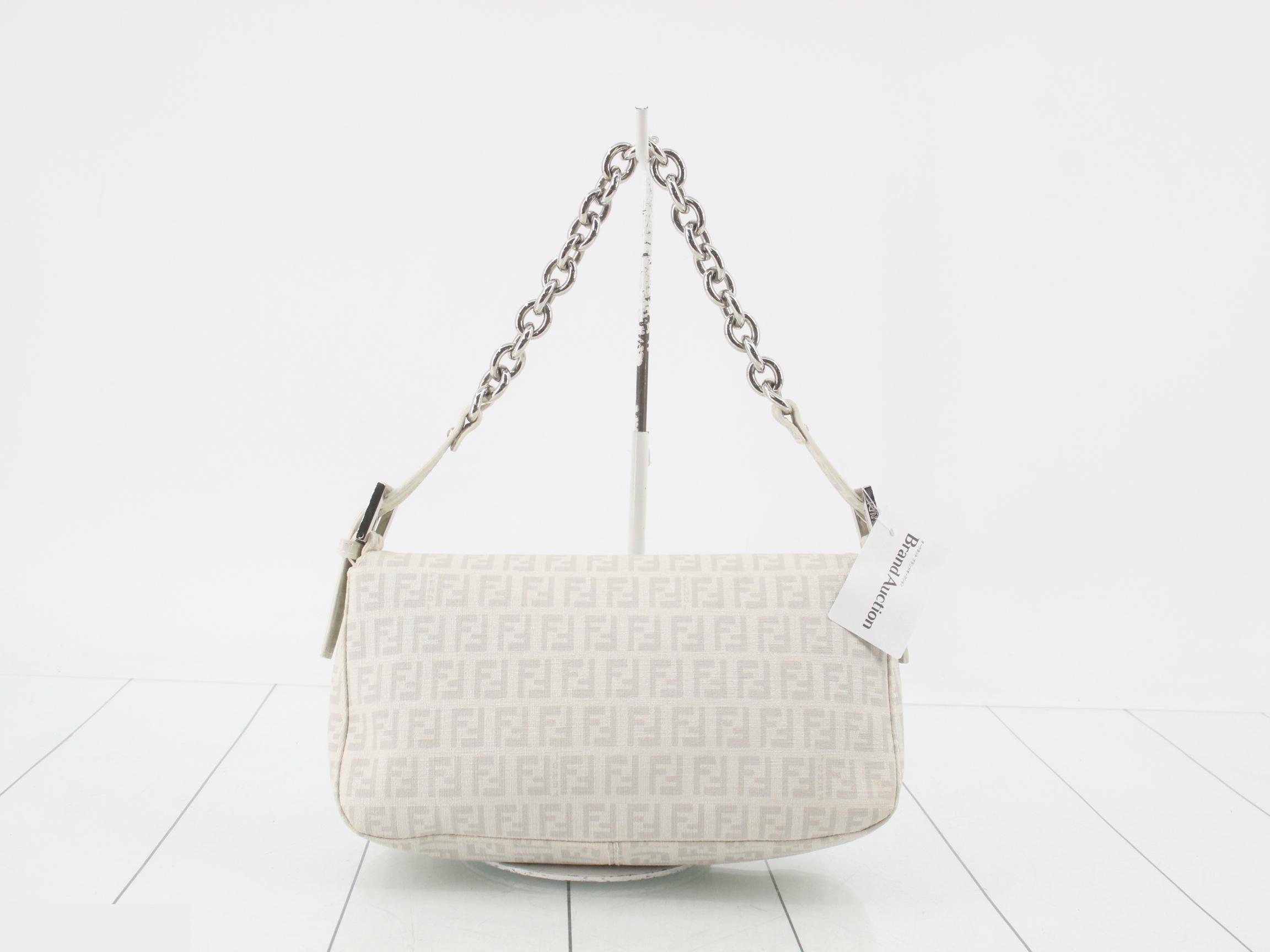 Zucchino Chain Shoulder Bag — view 2