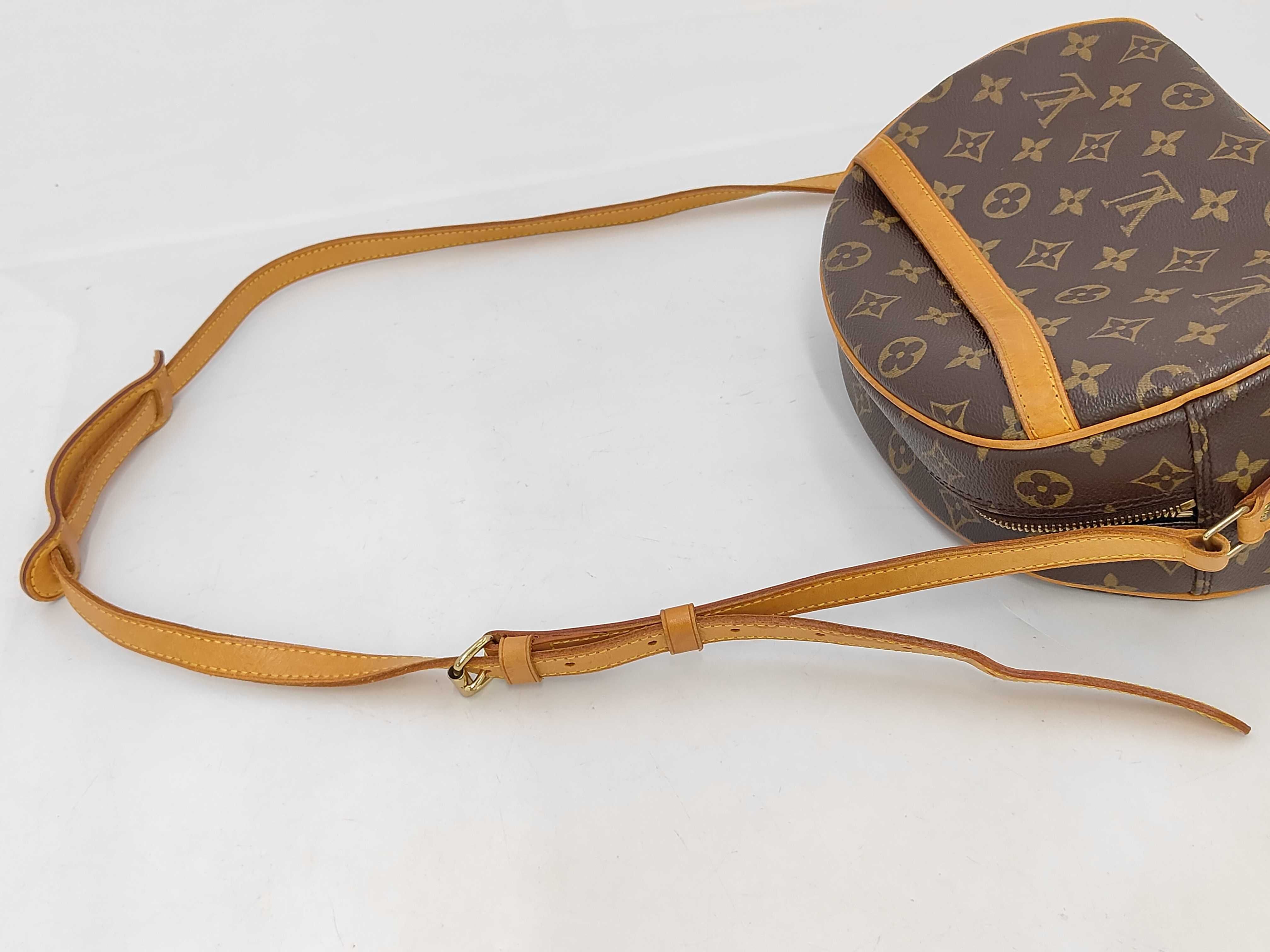 Monogram Louis Vuitton Blois Shoulder Bag Monogram M51221 Shoulder Bag — view 5