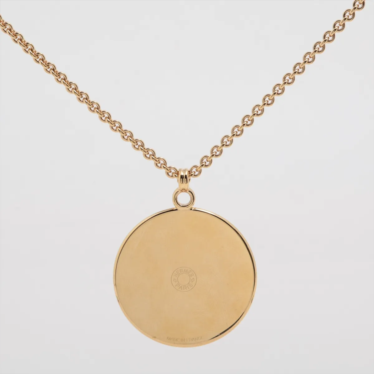 Medallion Quadriage GM Necklace, GP Gold x White. Shows signs of wear including — view 2