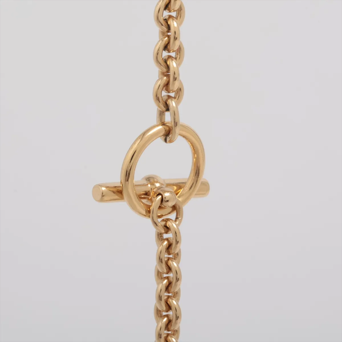 Medallion Quadriage GM Necklace, GP Gold x White. Shows signs of wear including — view 3