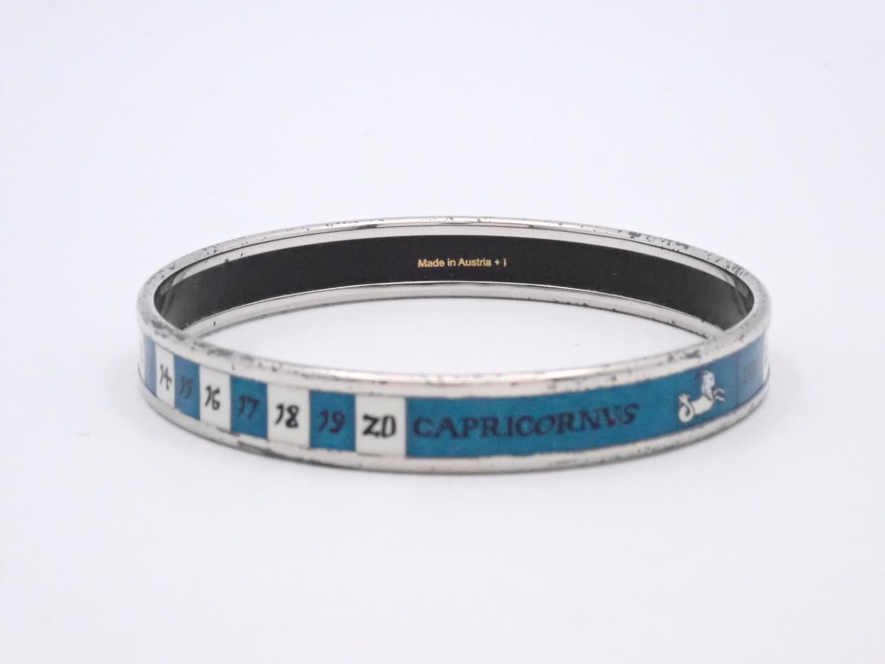 Stainless steel bangle, wrist circumference approximately 20 cm — view 2
