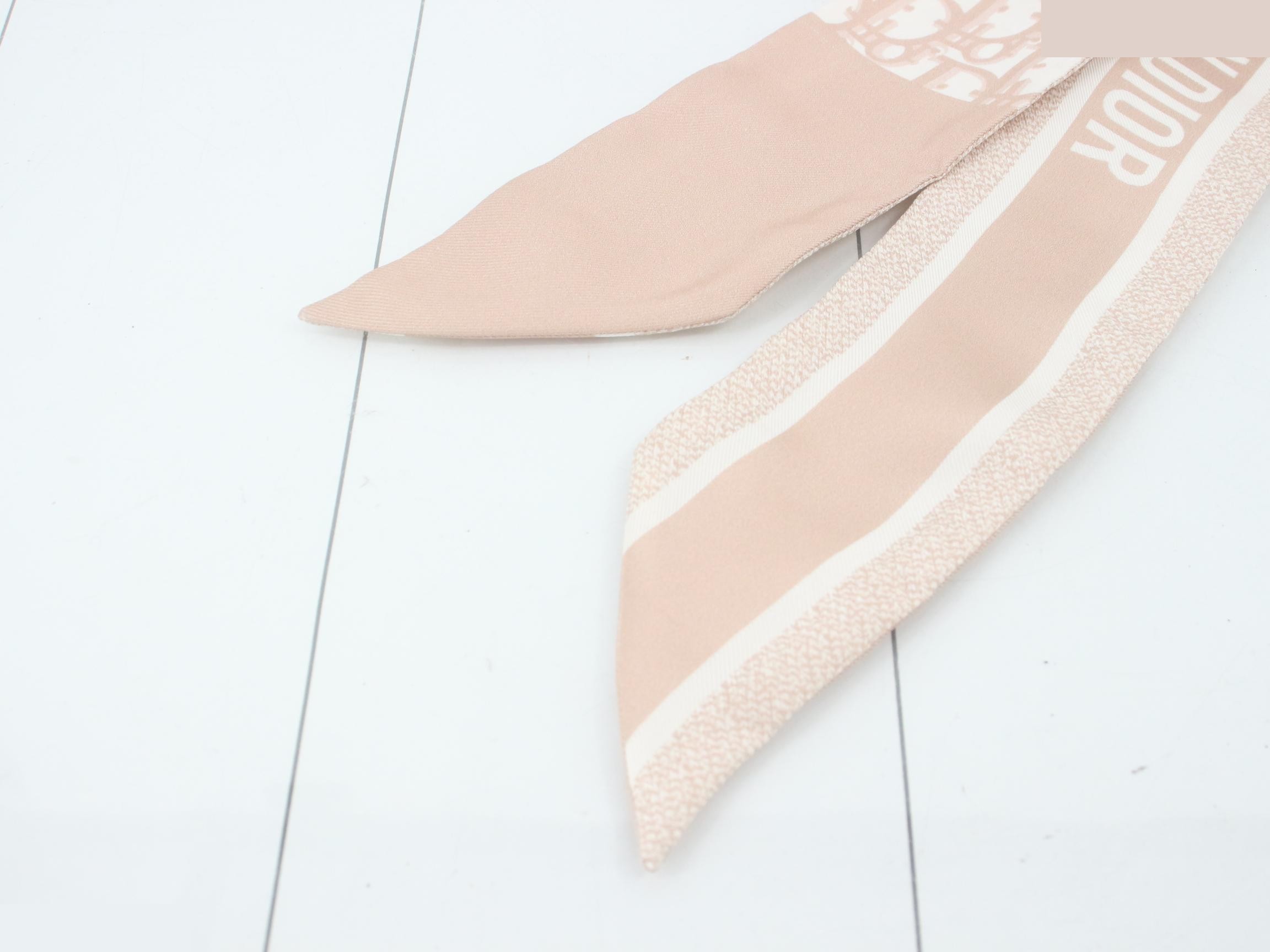 Mitzah scarf — view 3