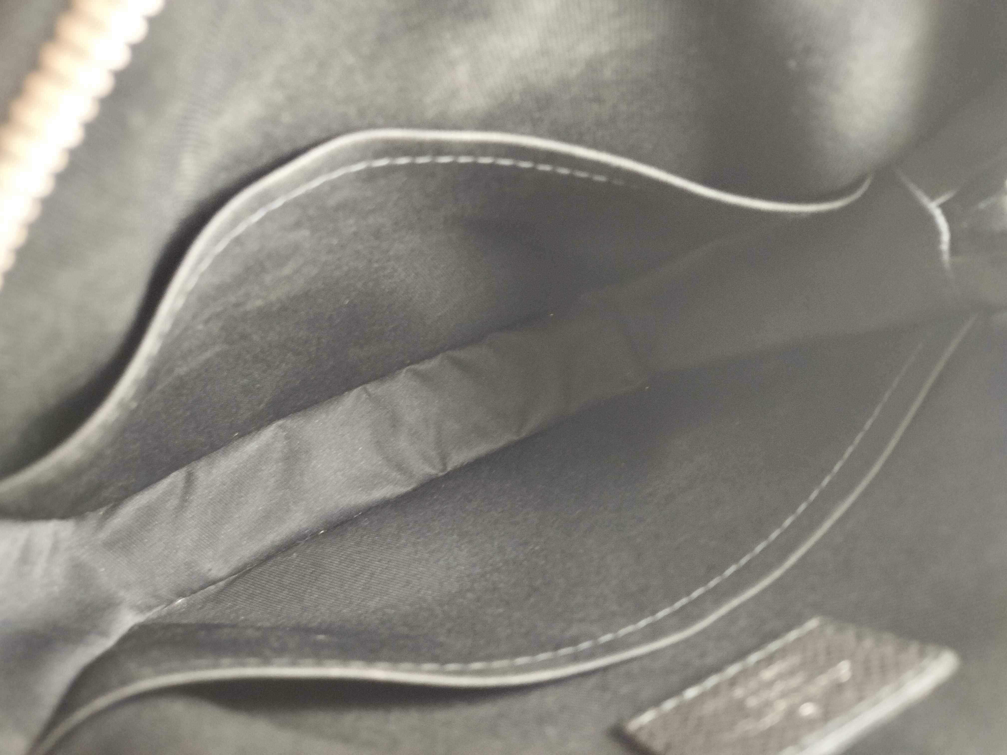 Taiga Anton Pochette Shoulder Bag M33431 — view 10
