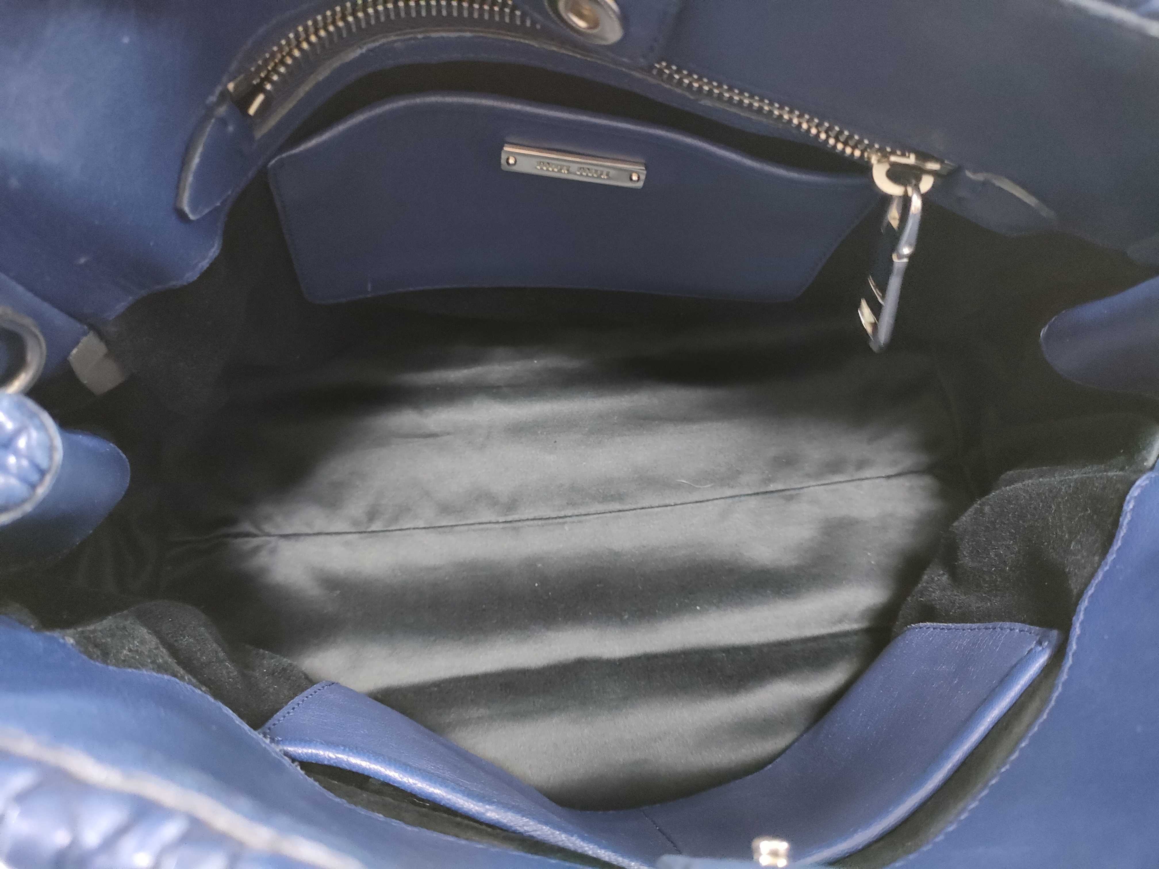 Leather Matelassé 2-Way Handbag — view 8