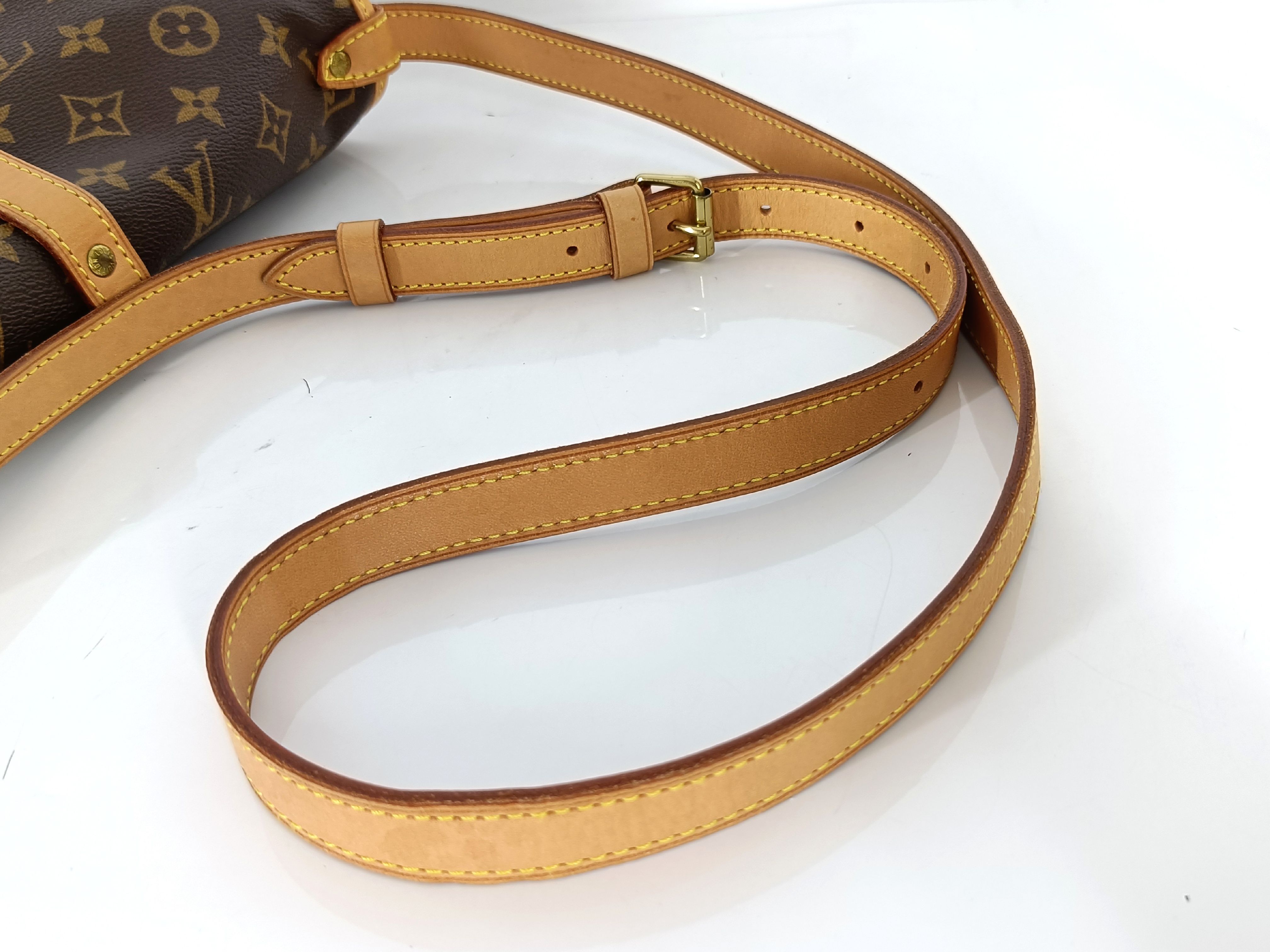 Monogram Saumur 30 M42256 Brown MB2058 Shoulder Bag — view 3