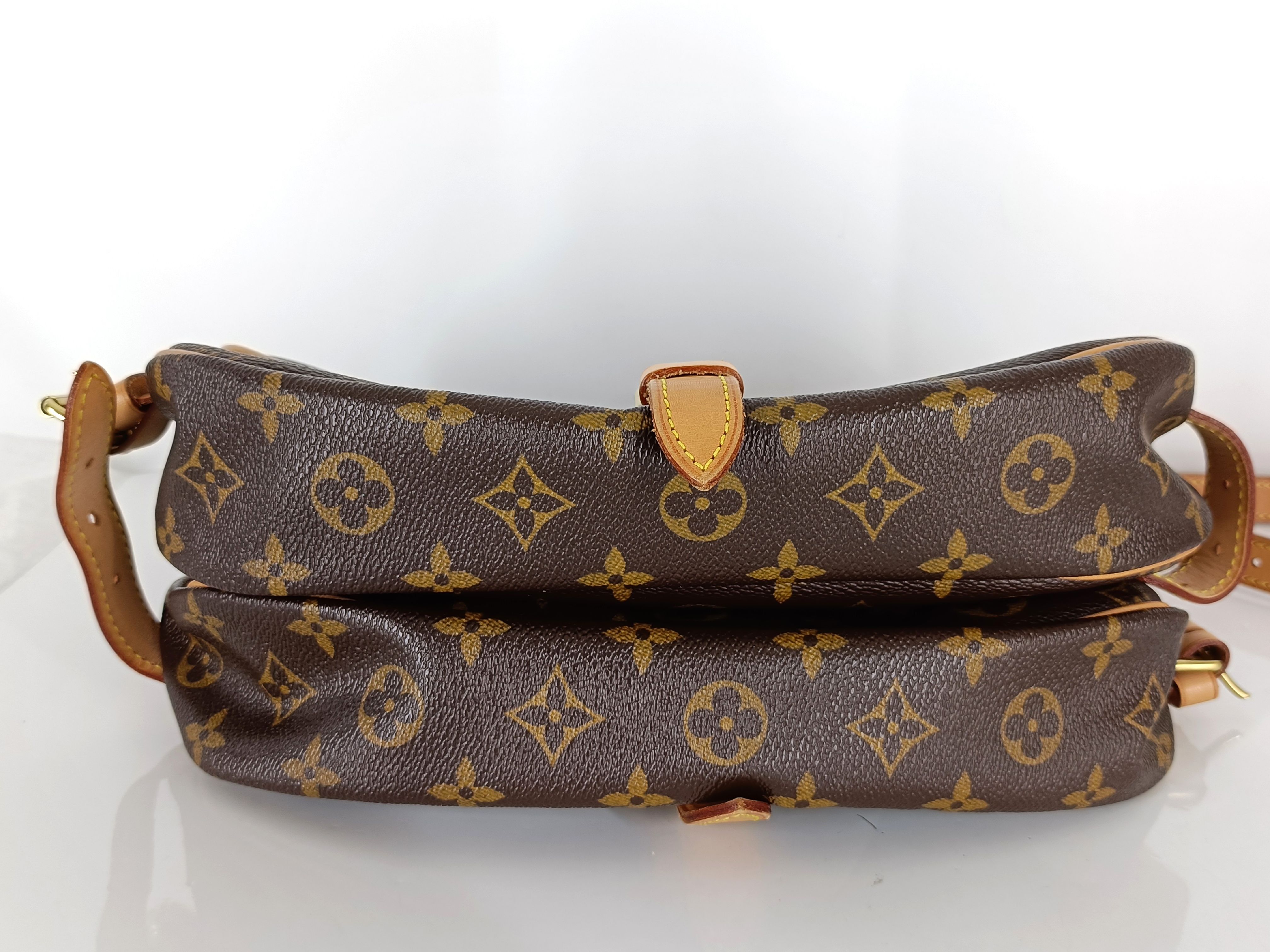 Monogram Saumur 30 M42256 Brown MB2058 Shoulder Bag — view 7