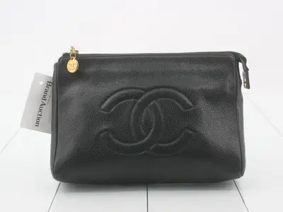 Caviar skin (bags) and pouches