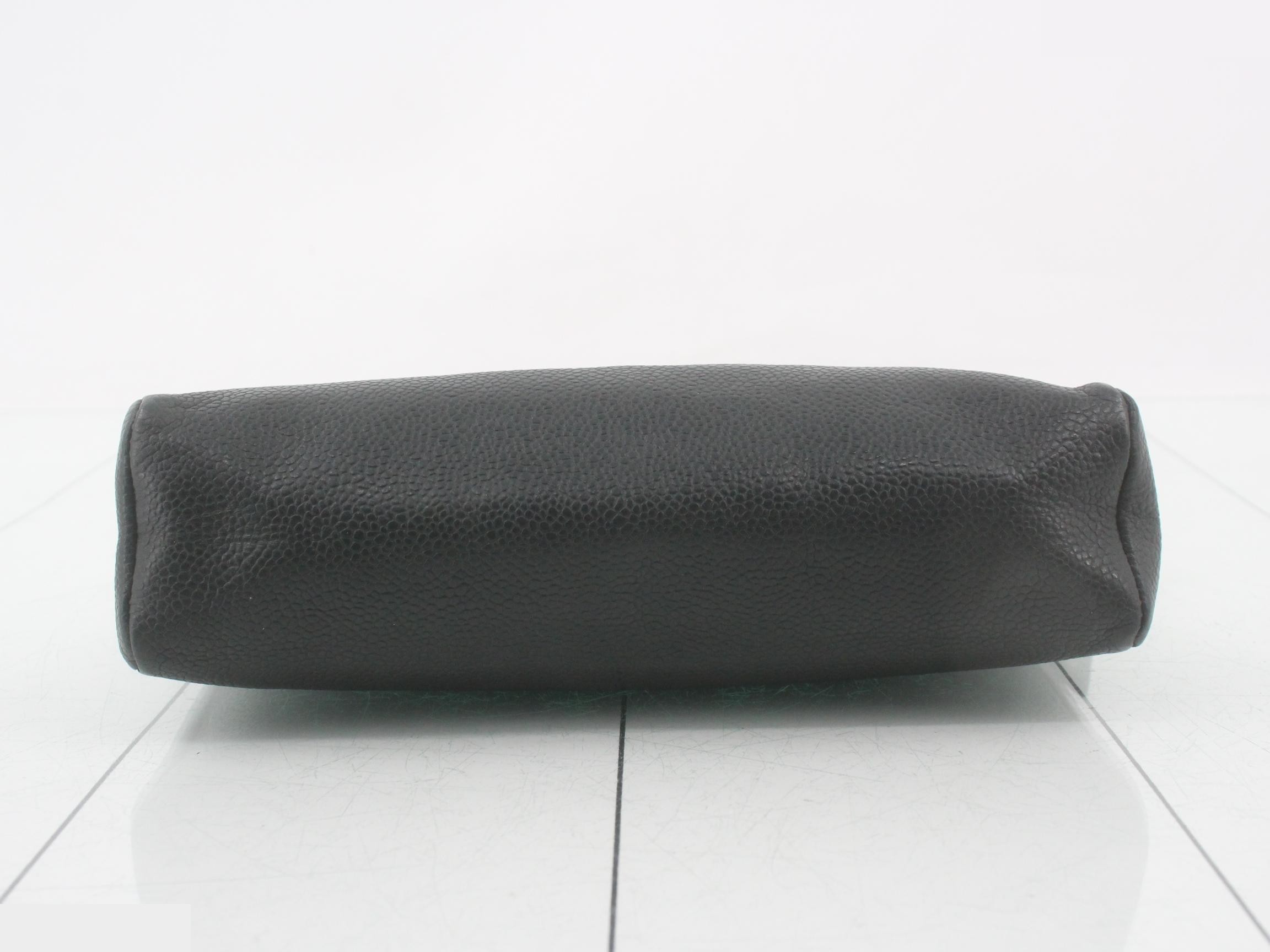 Caviar skin (bags) and pouches — view 3