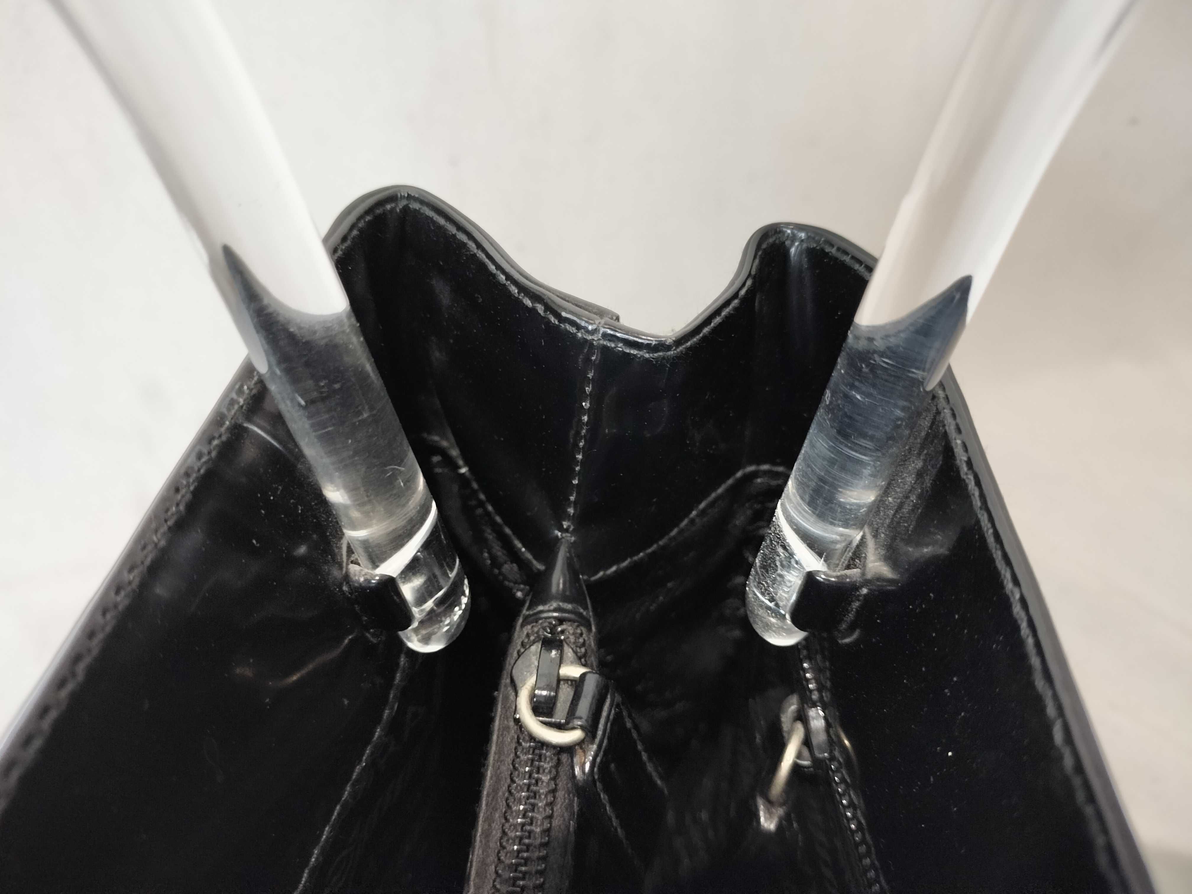 Nylon Handbag with Plastic Handle, Black, B8227, with Guarantee Card. — view 9