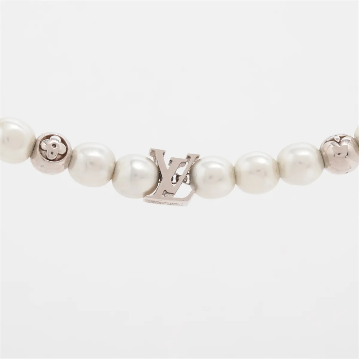 M01157 Monogram Pearl AK0223 Necklace, Metal, Silver. Shows signs of wear, — view 2