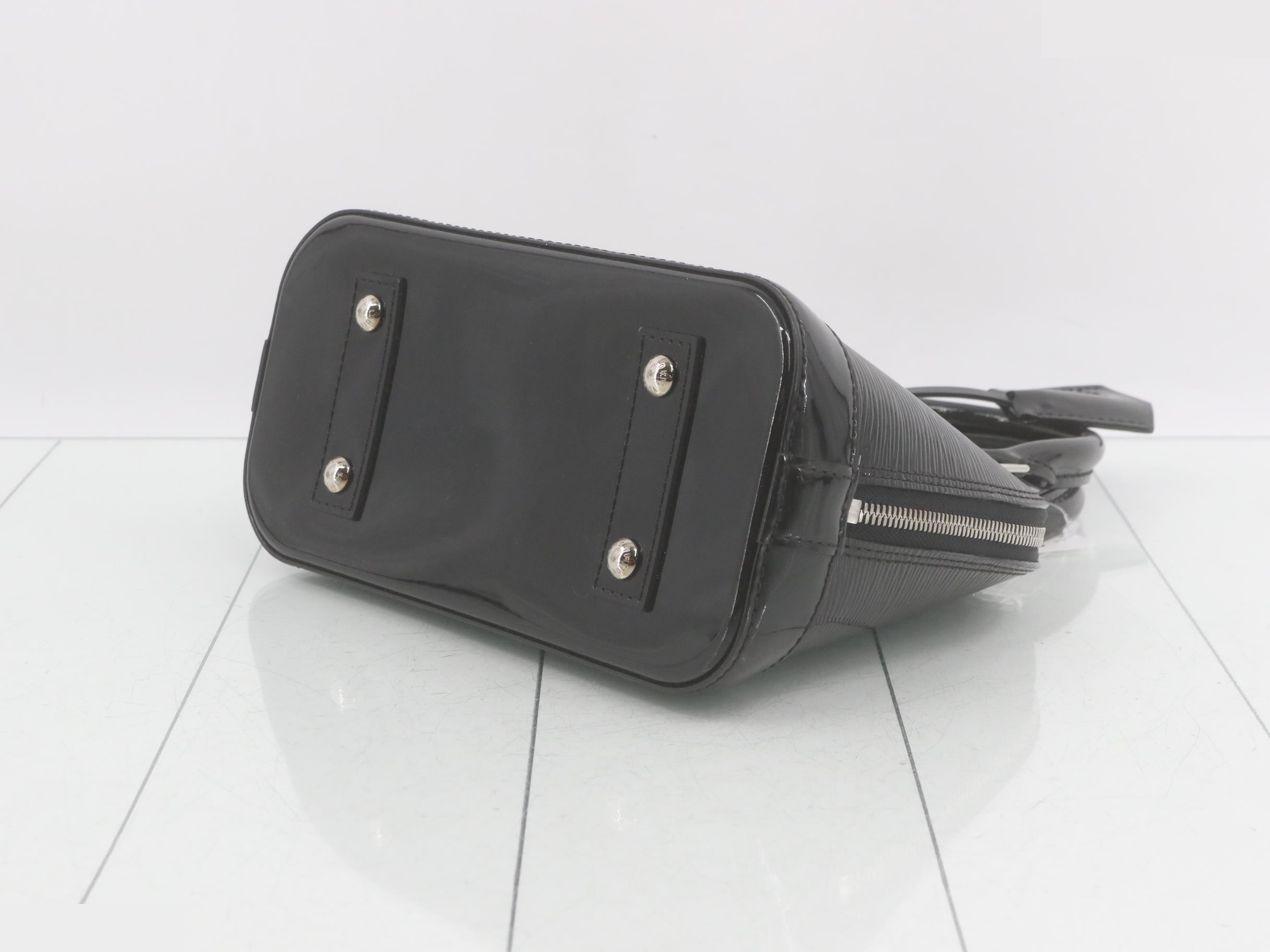 Epi Electric Alma BB Noir 2-Way Handbag — view 6