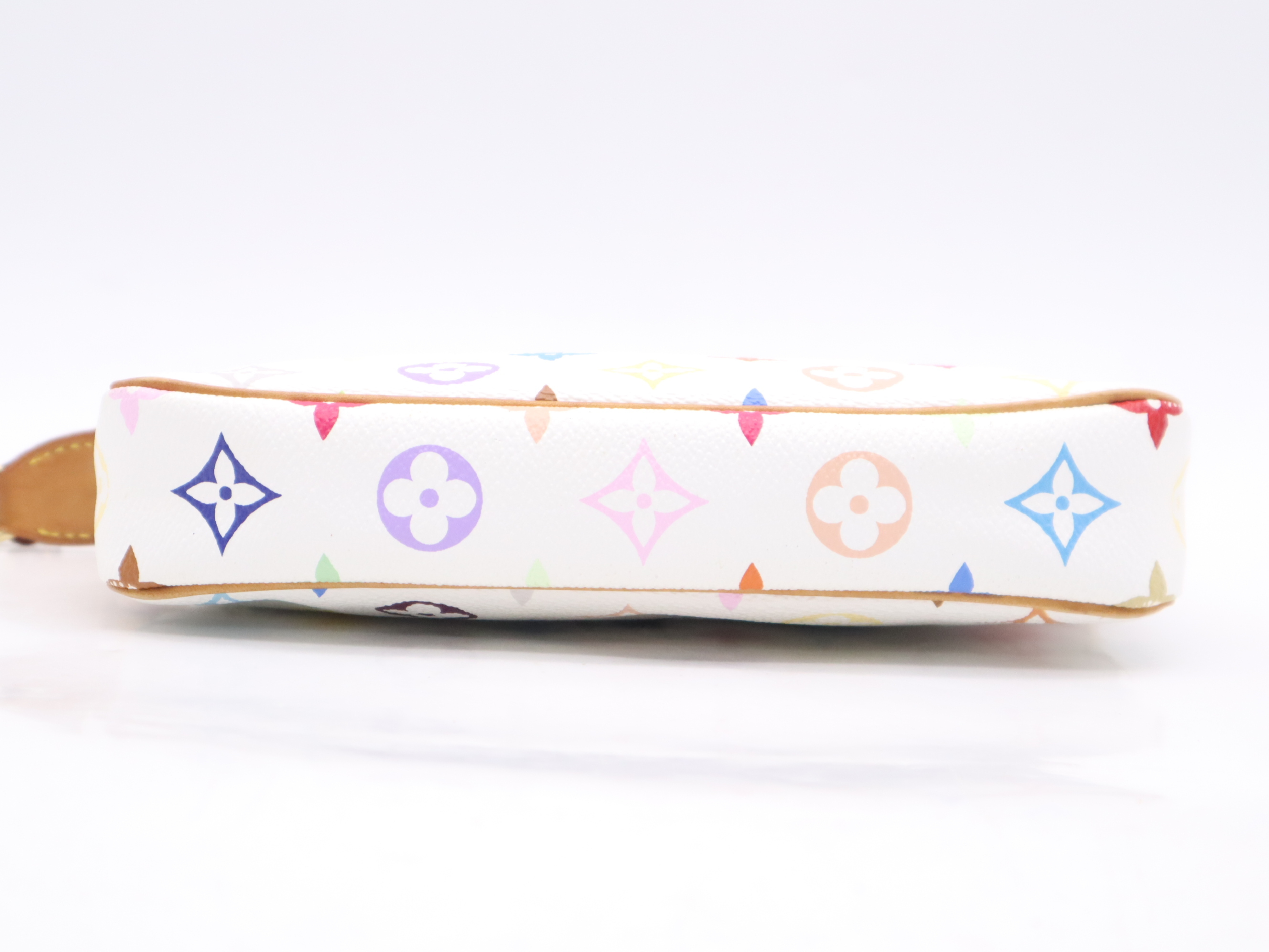 M92649 Multicolor Pochette Accessoires Blanc Pouch — view 4