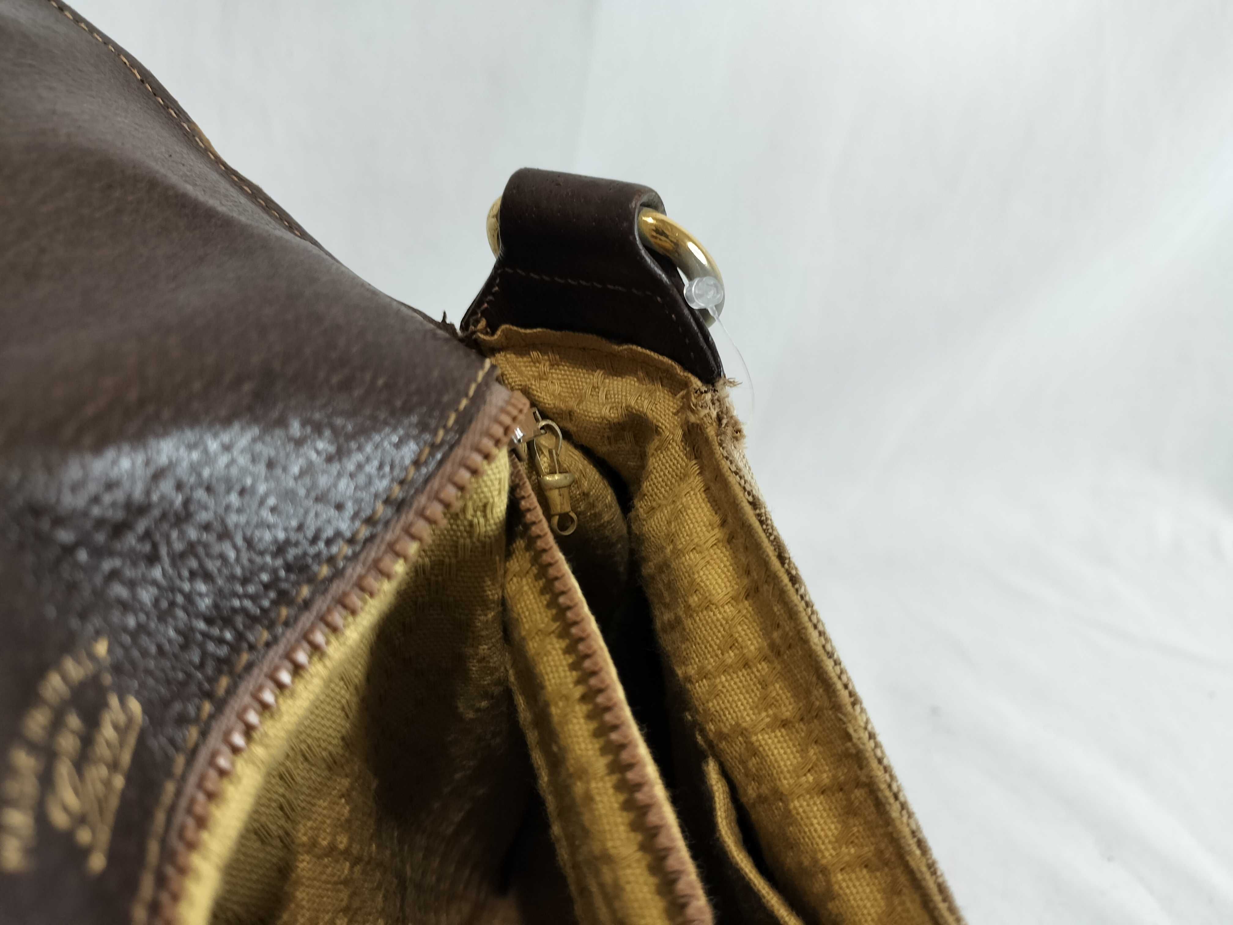 GG Canvas Old Gucci Shoulder Bag — view 12
