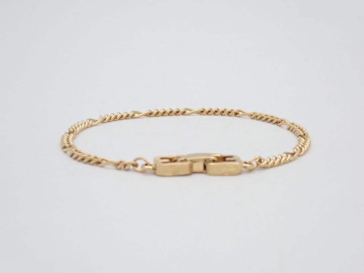 Other items: Precious metal bracelets and bangles (metal), wrist circumference approximately 18cm. — view 2