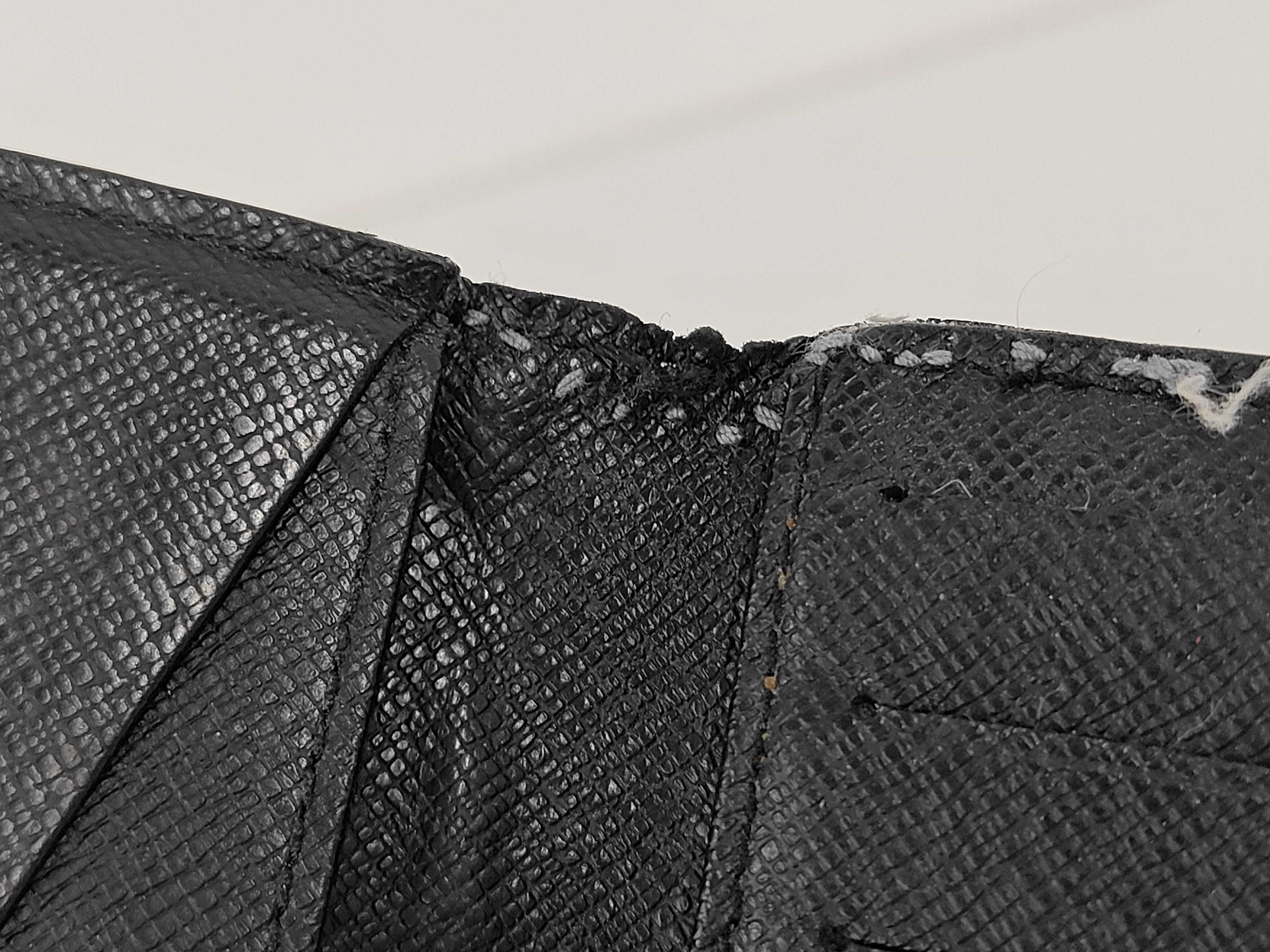 Damier Graphite Chain Wallet — view 5