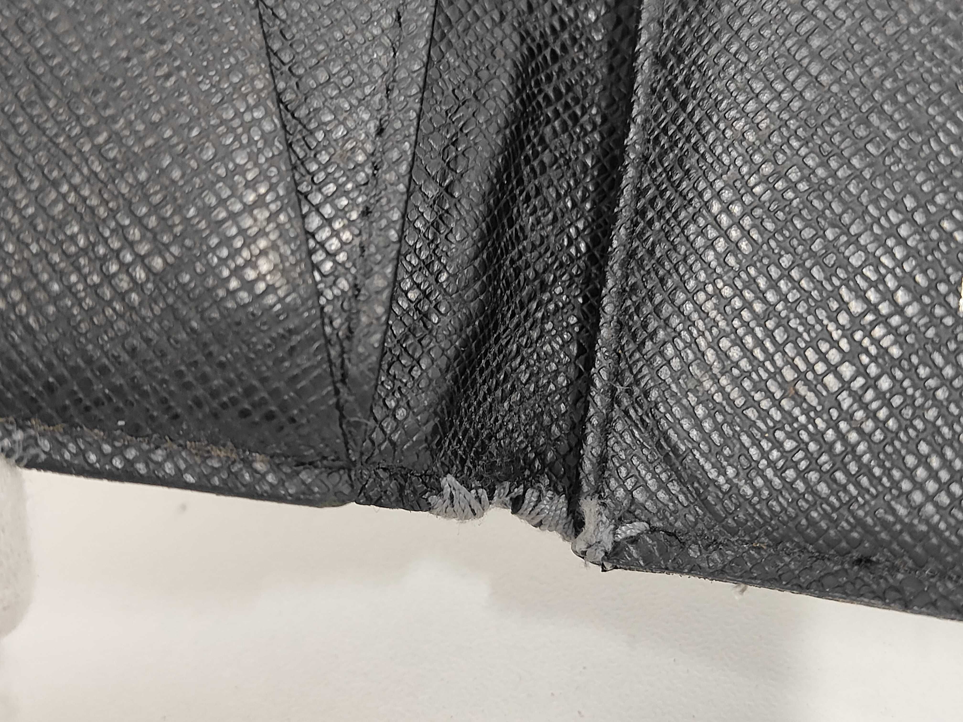 Damier Graphite Chain Wallet — view 7
