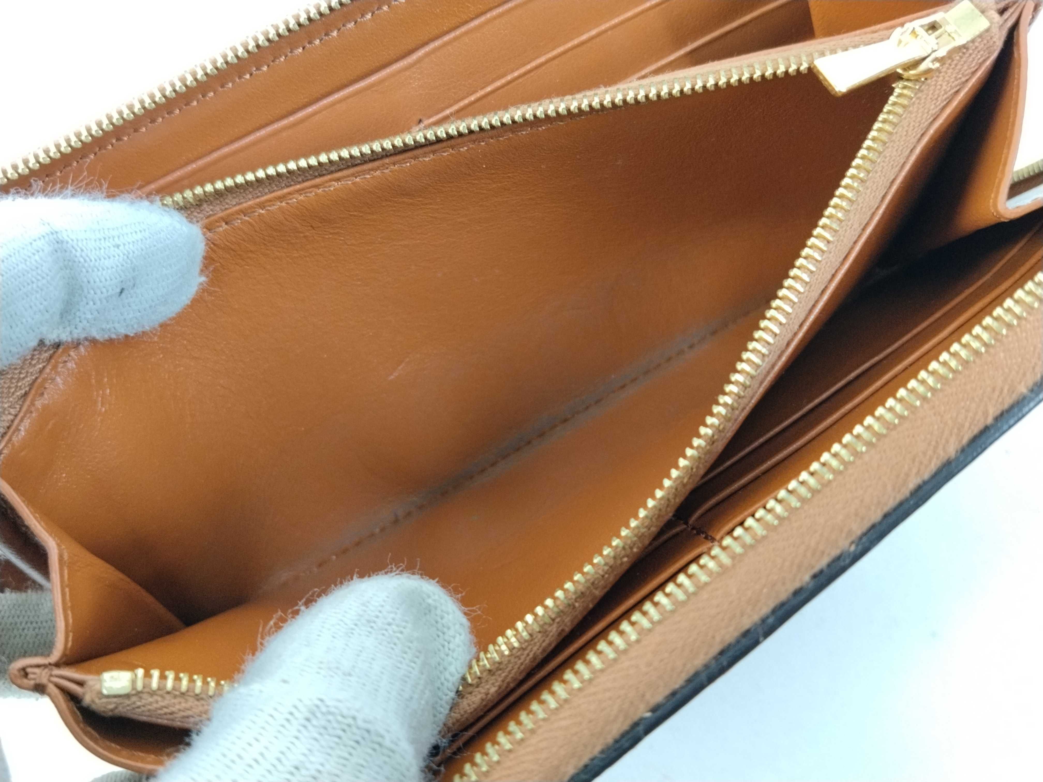 Triomphe Beige Round Zip Wallet — view 11