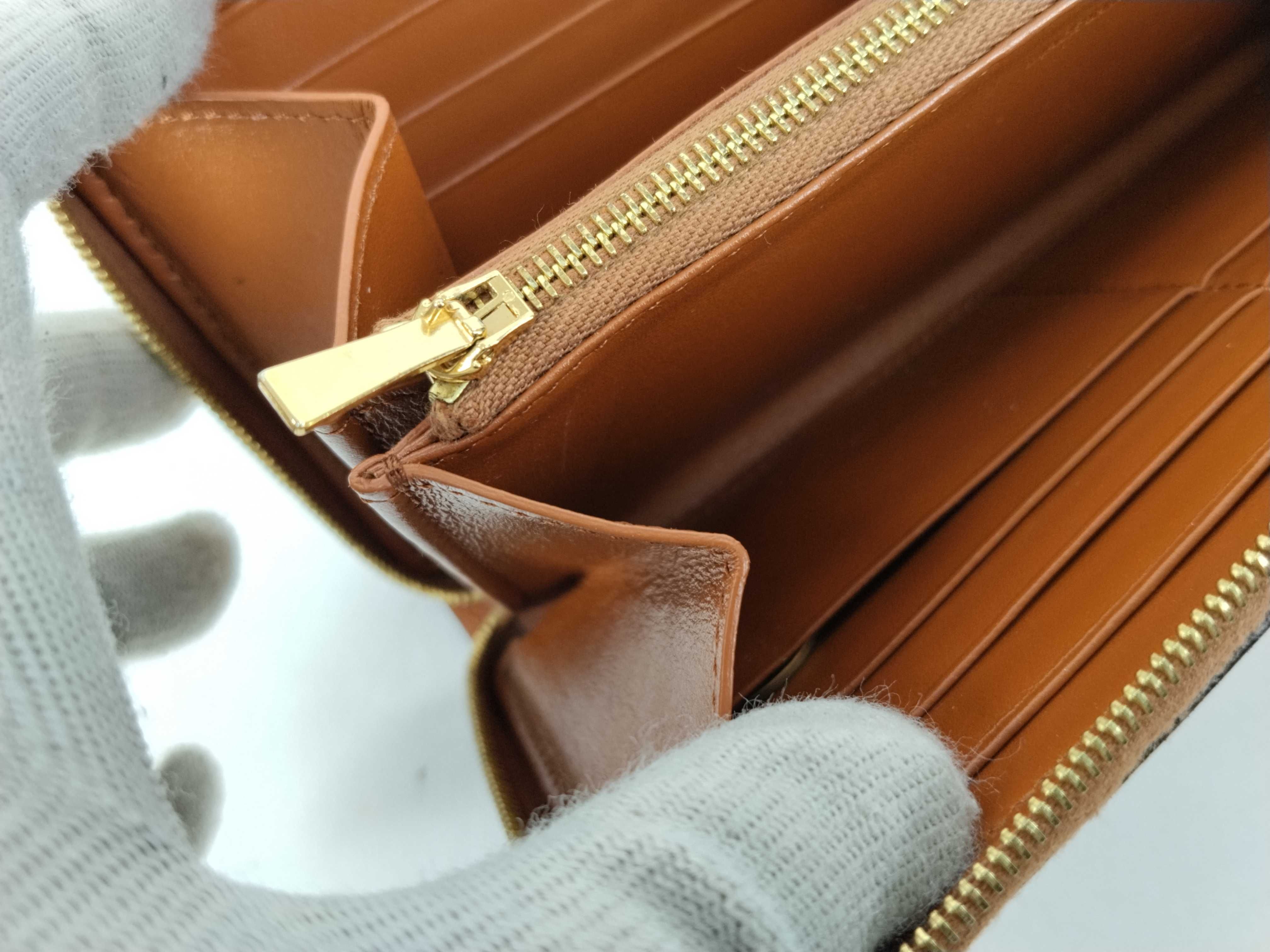 Triomphe Beige Round Zip Wallet — view 12