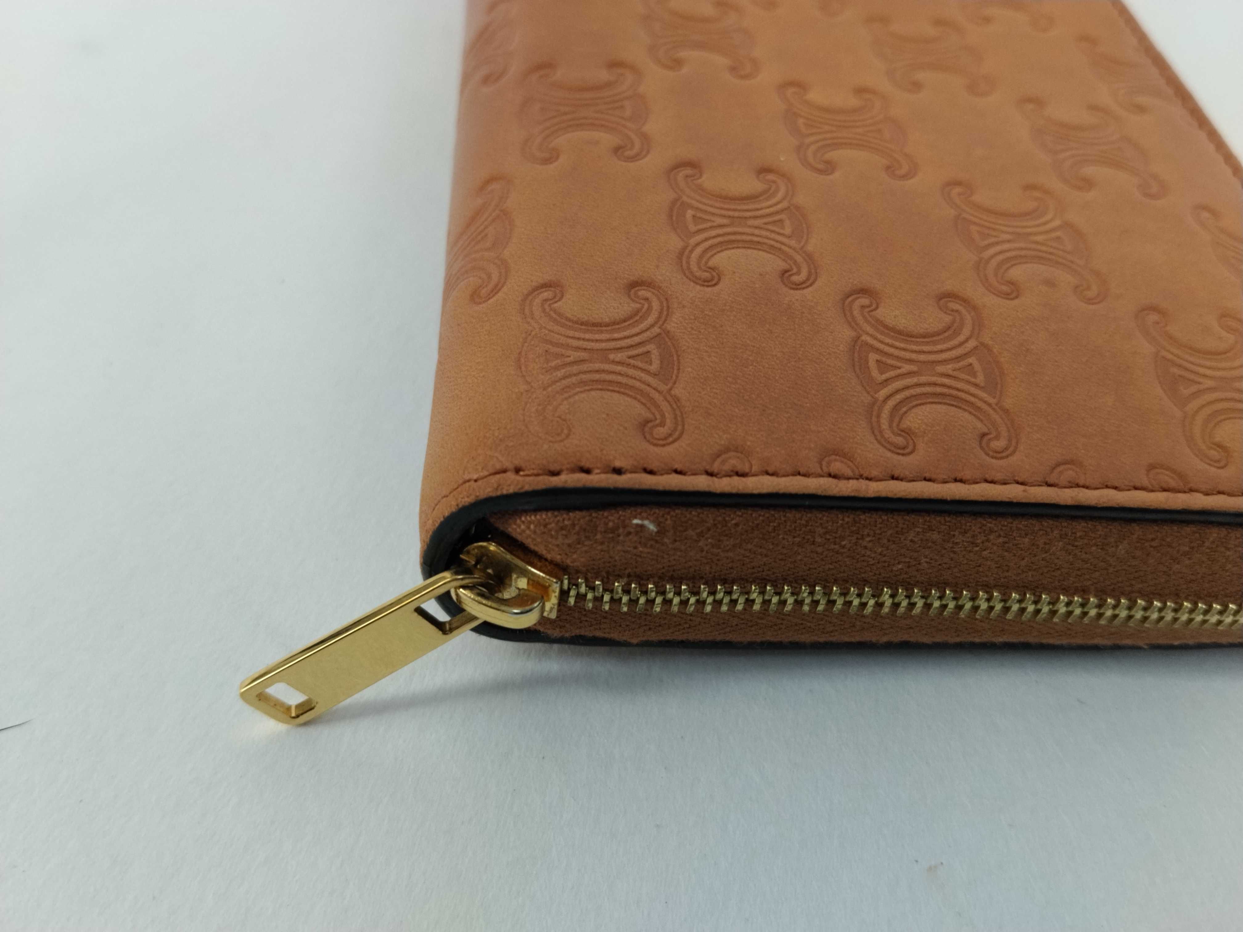 Triomphe Beige Round Zip Wallet — view 7