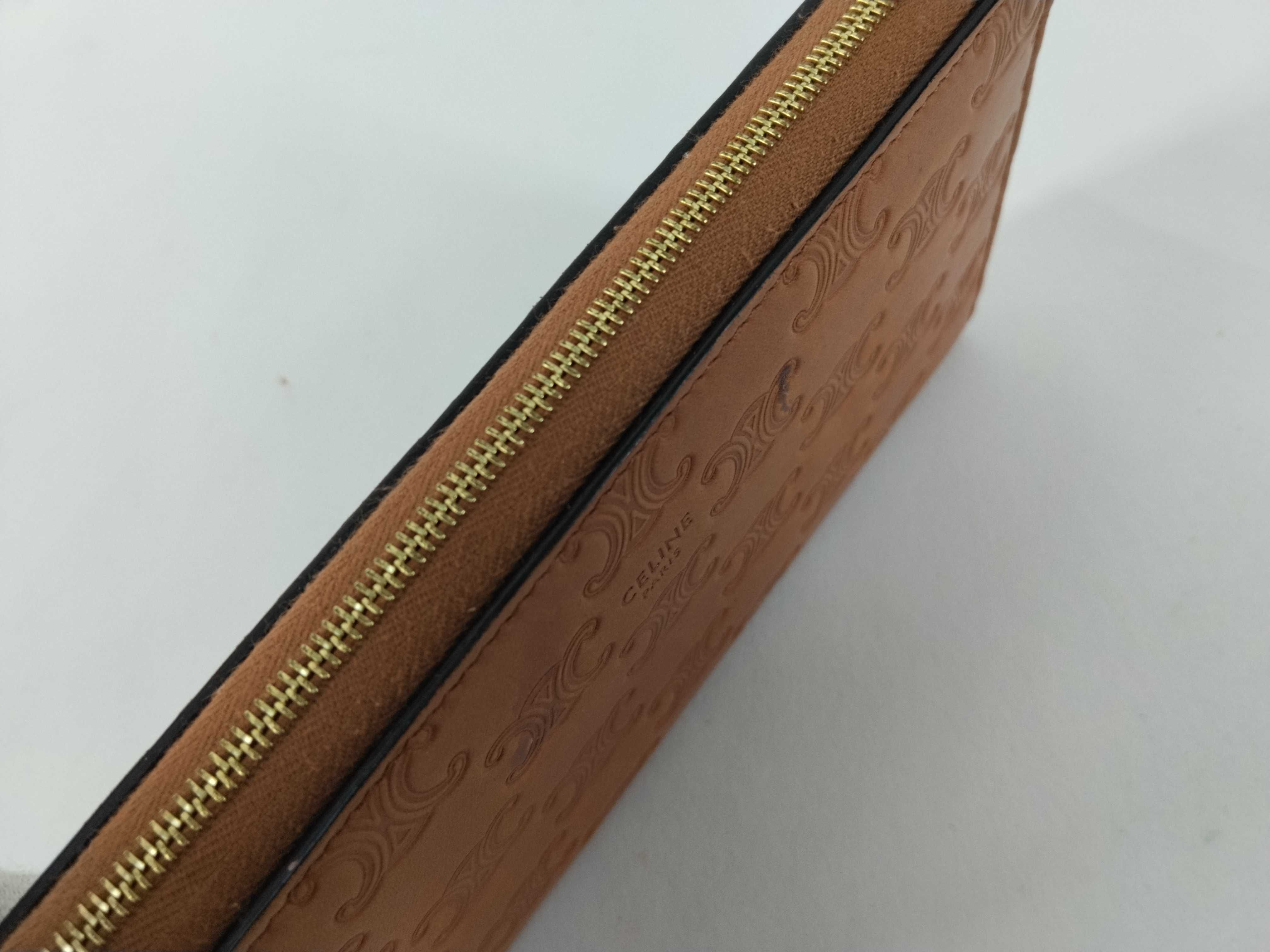 Triomphe Beige Round Zip Wallet — view 9