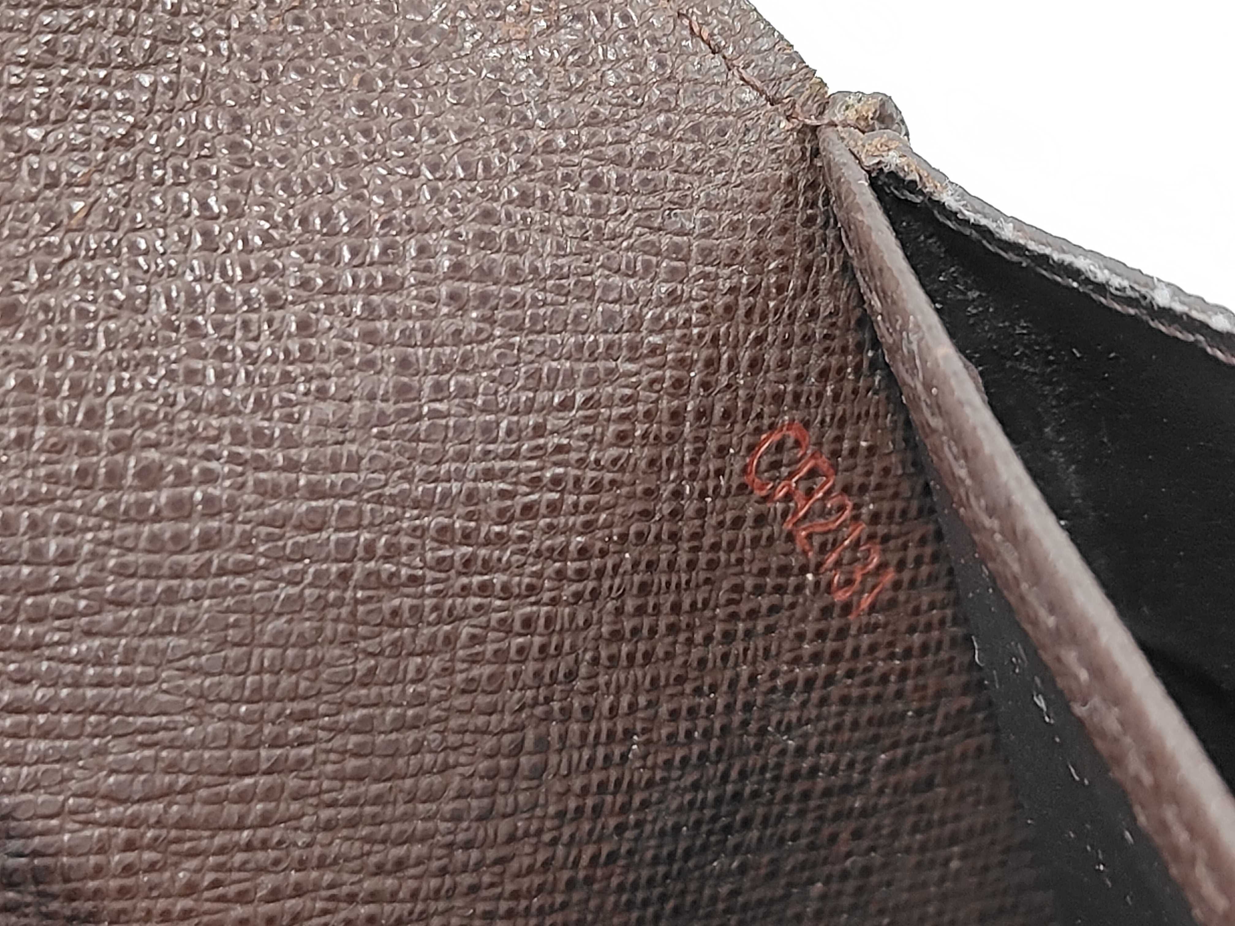 Damier Sarah Wallet — view 10