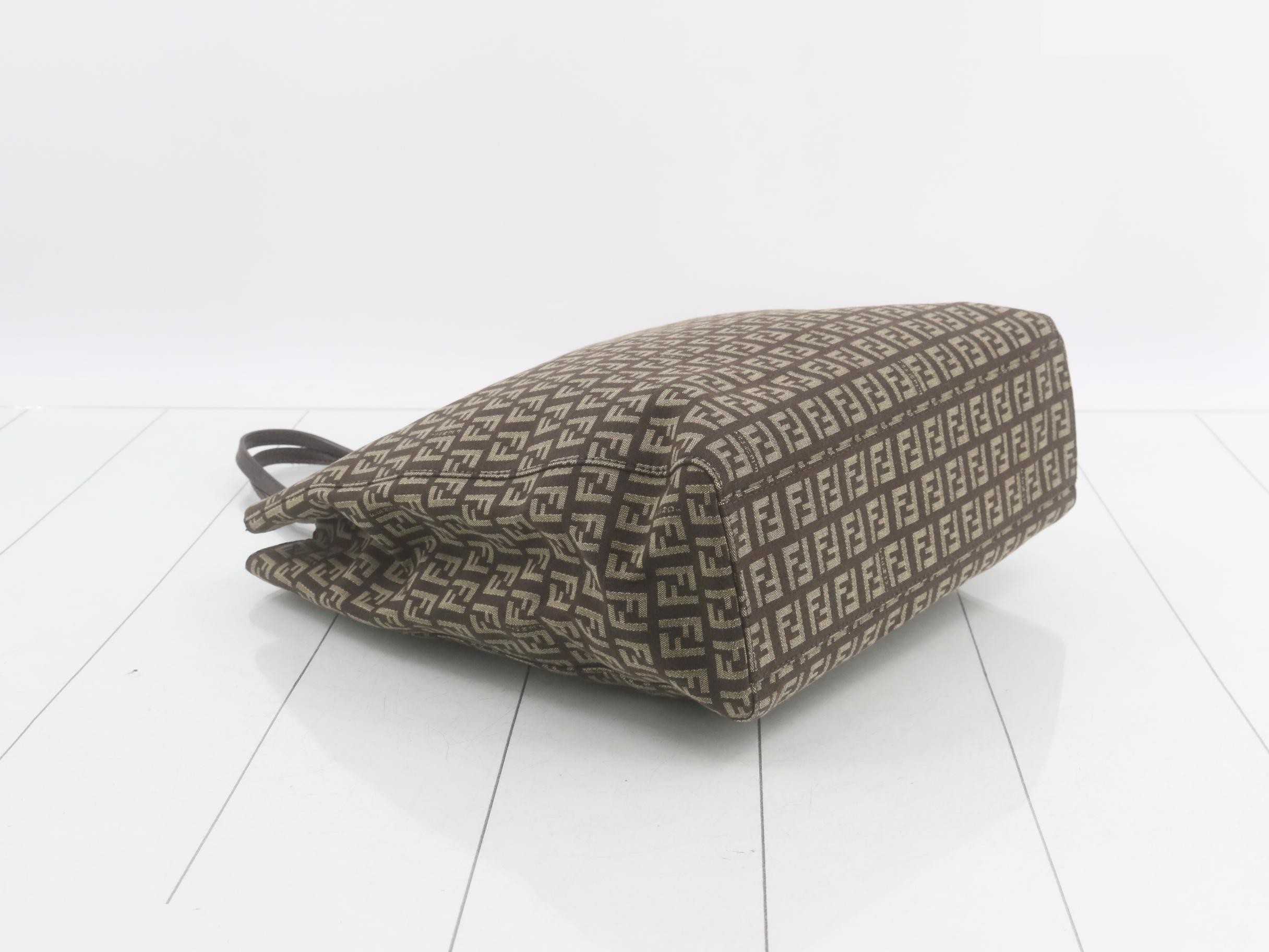 Zucchino Tote Bag — view 5