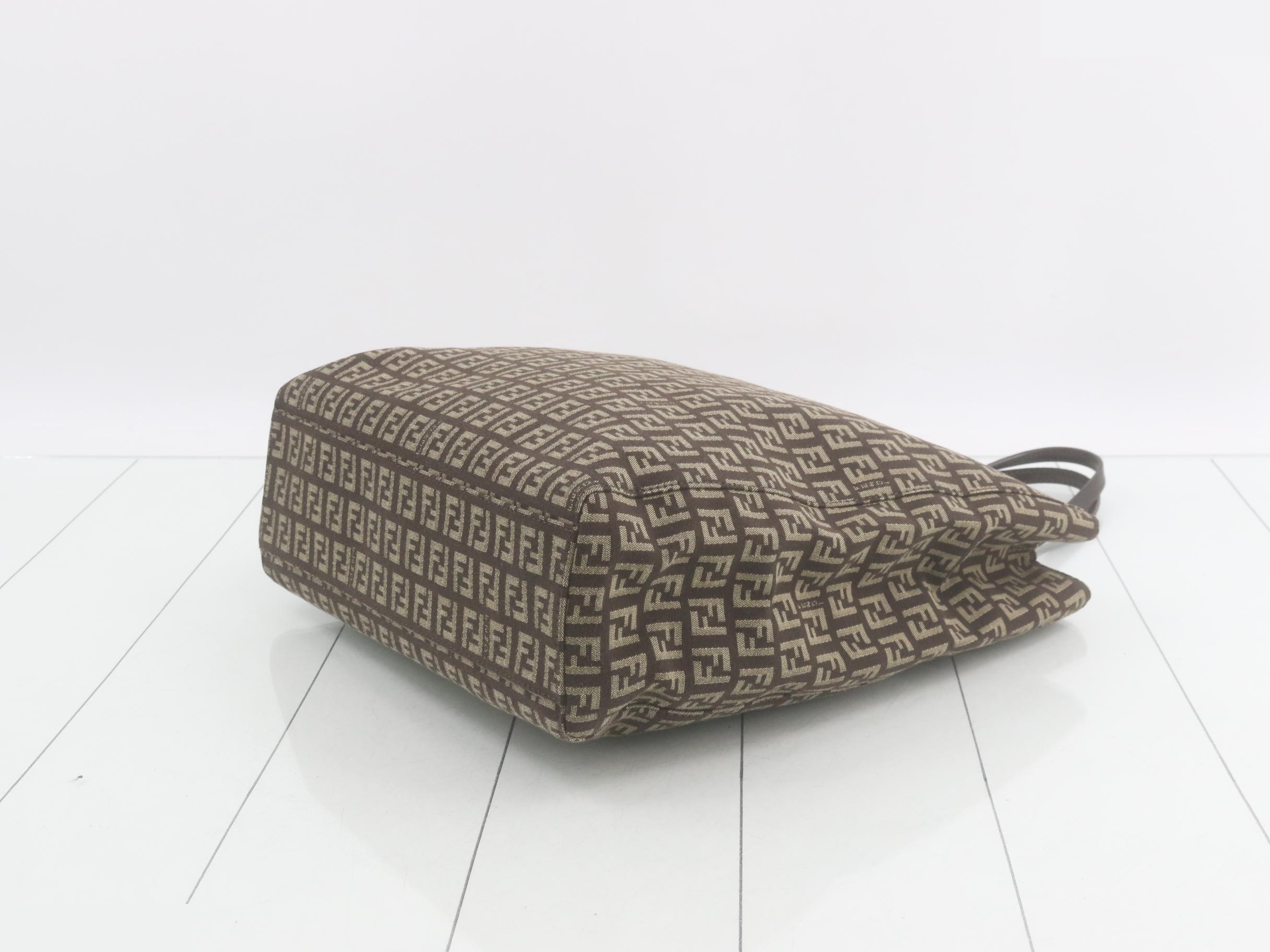 Zucchino Tote Bag — view 6