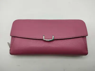 long wallet
