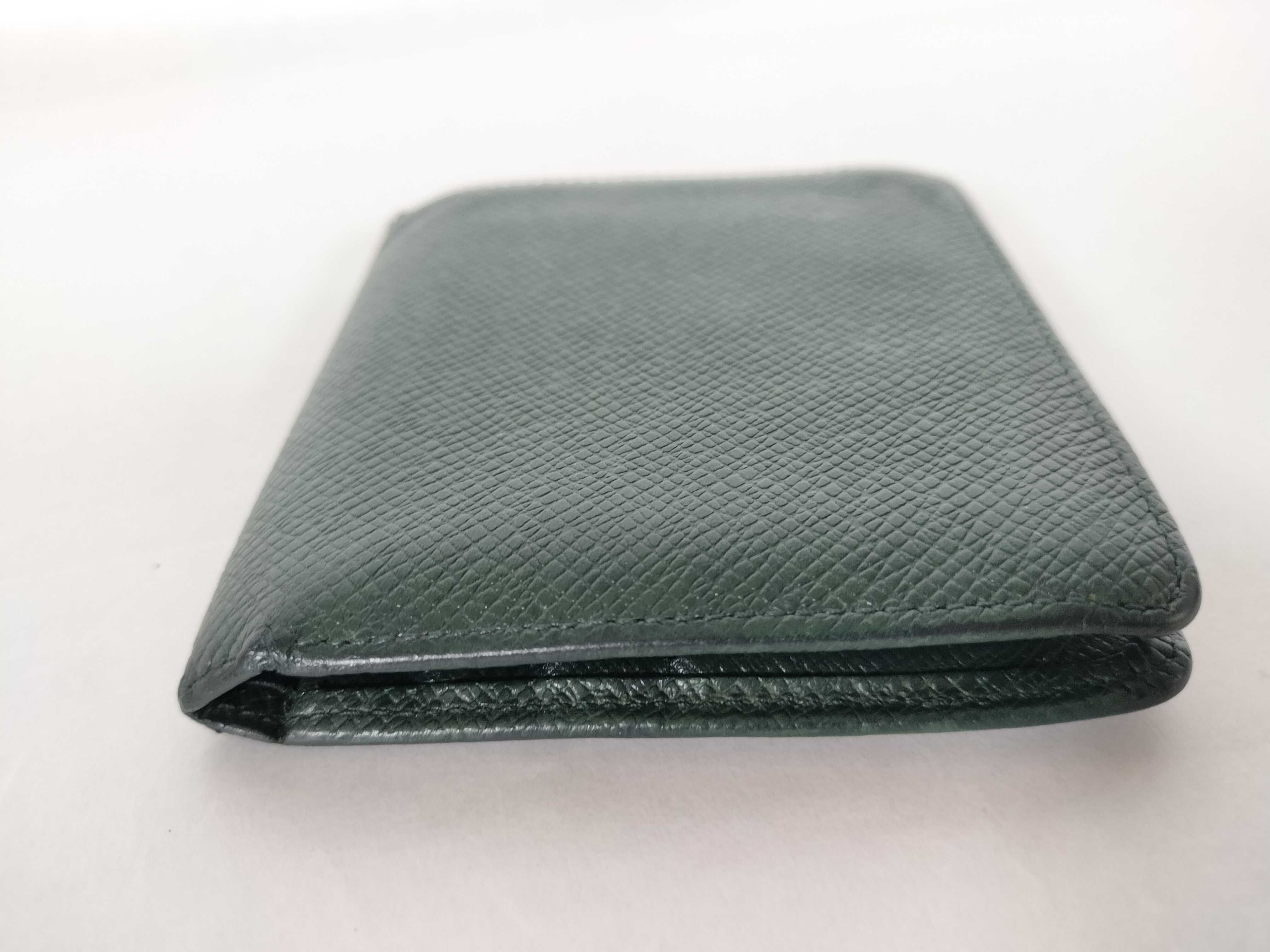 Taiga Leather Compact Wallet (Serial Number) — view 4