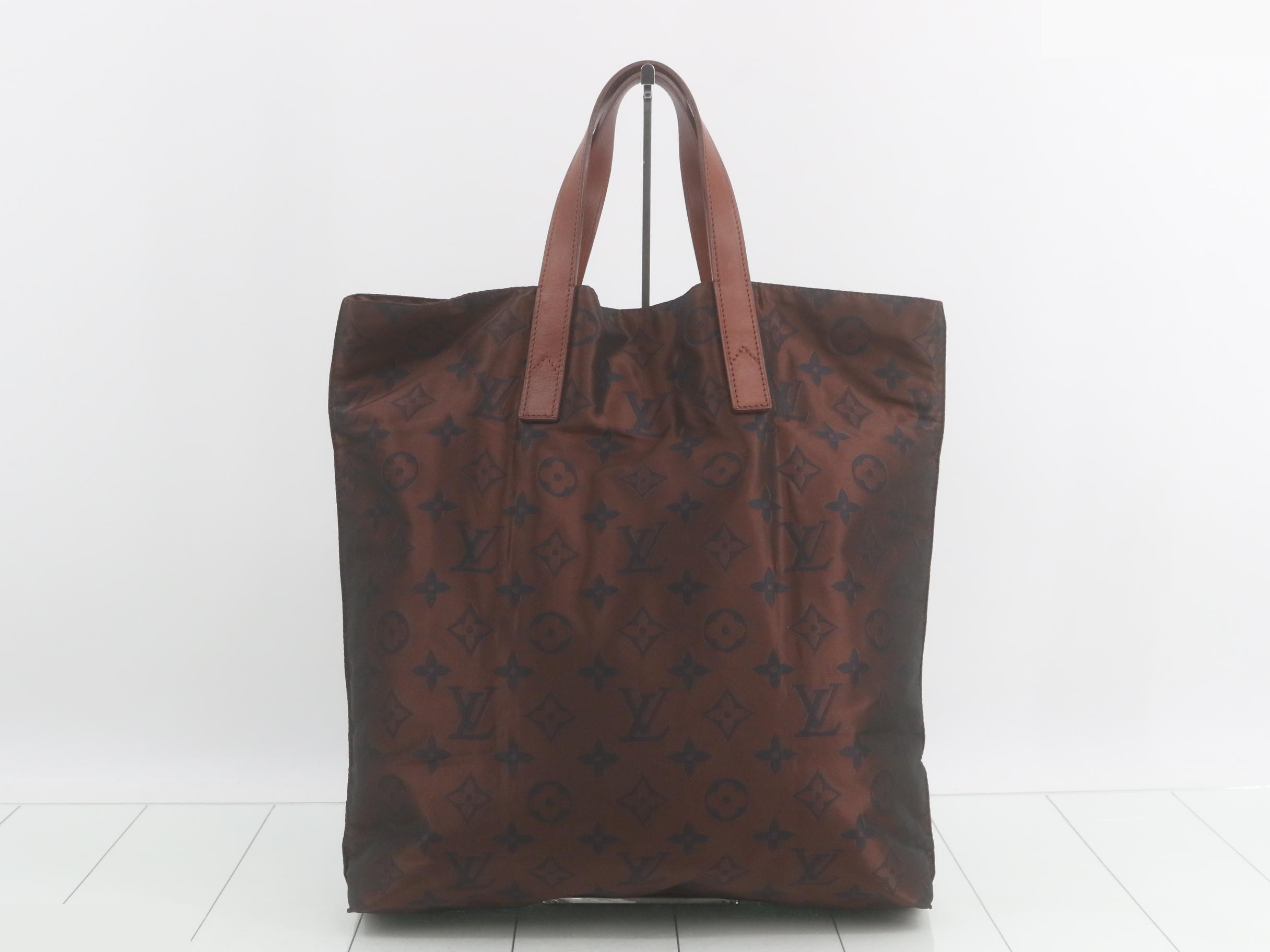 Monogram nylon Cabas Escapade, brown — view 2