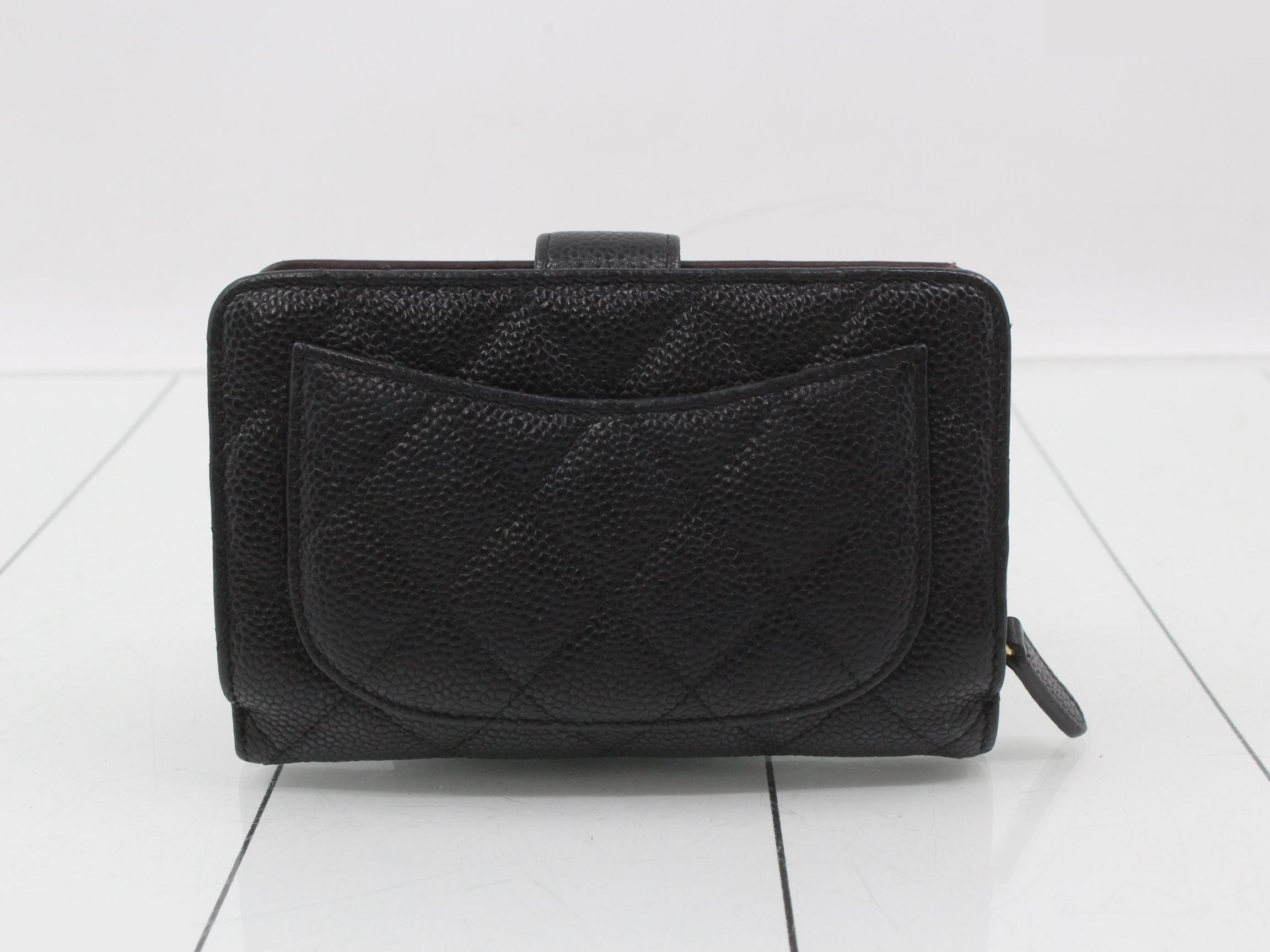 Caviar skin (bags) and wallets — view 2