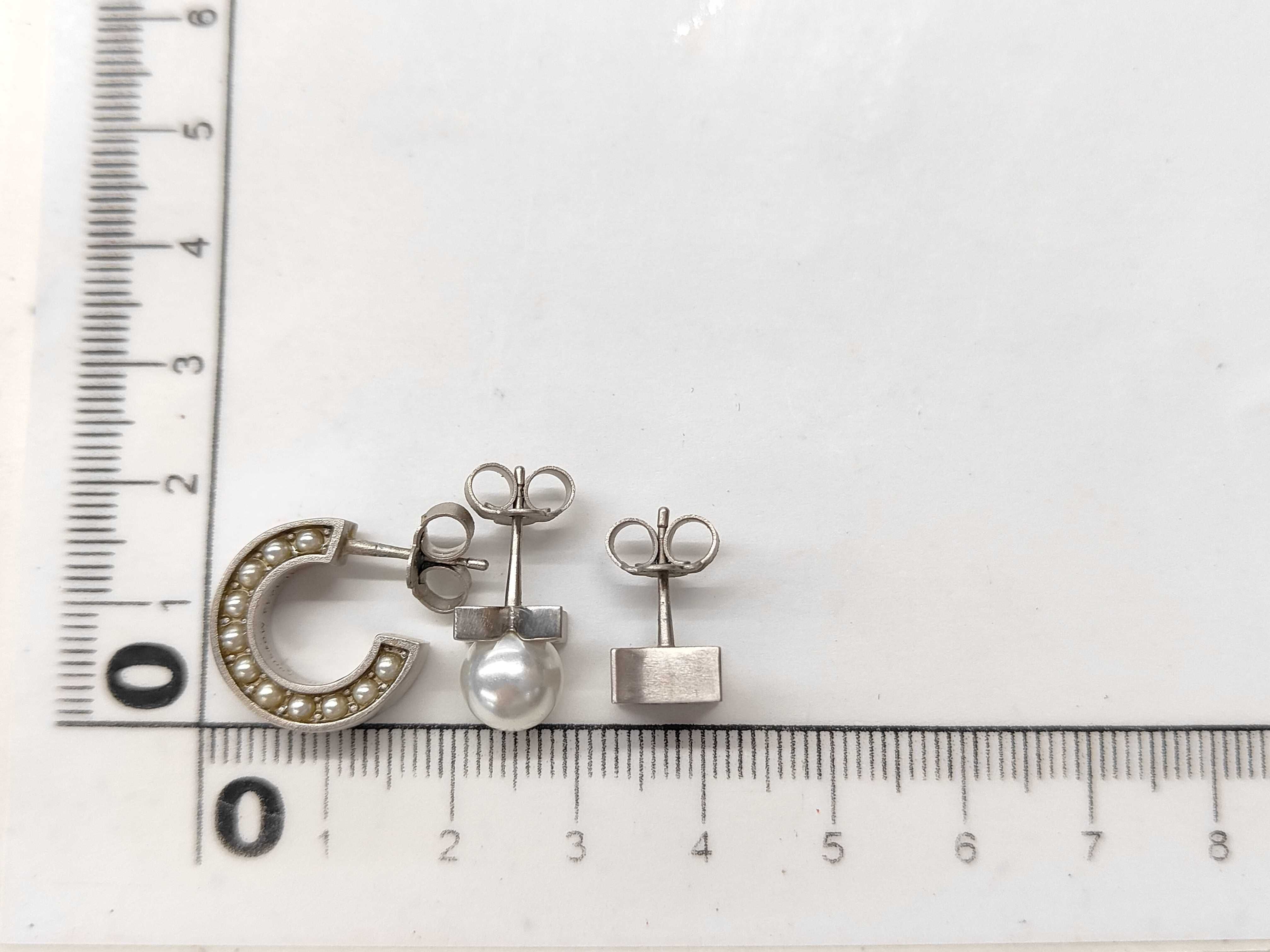 Monogram Pearl Earrings, 3-piece set, M01506 (VO7931) — view 7