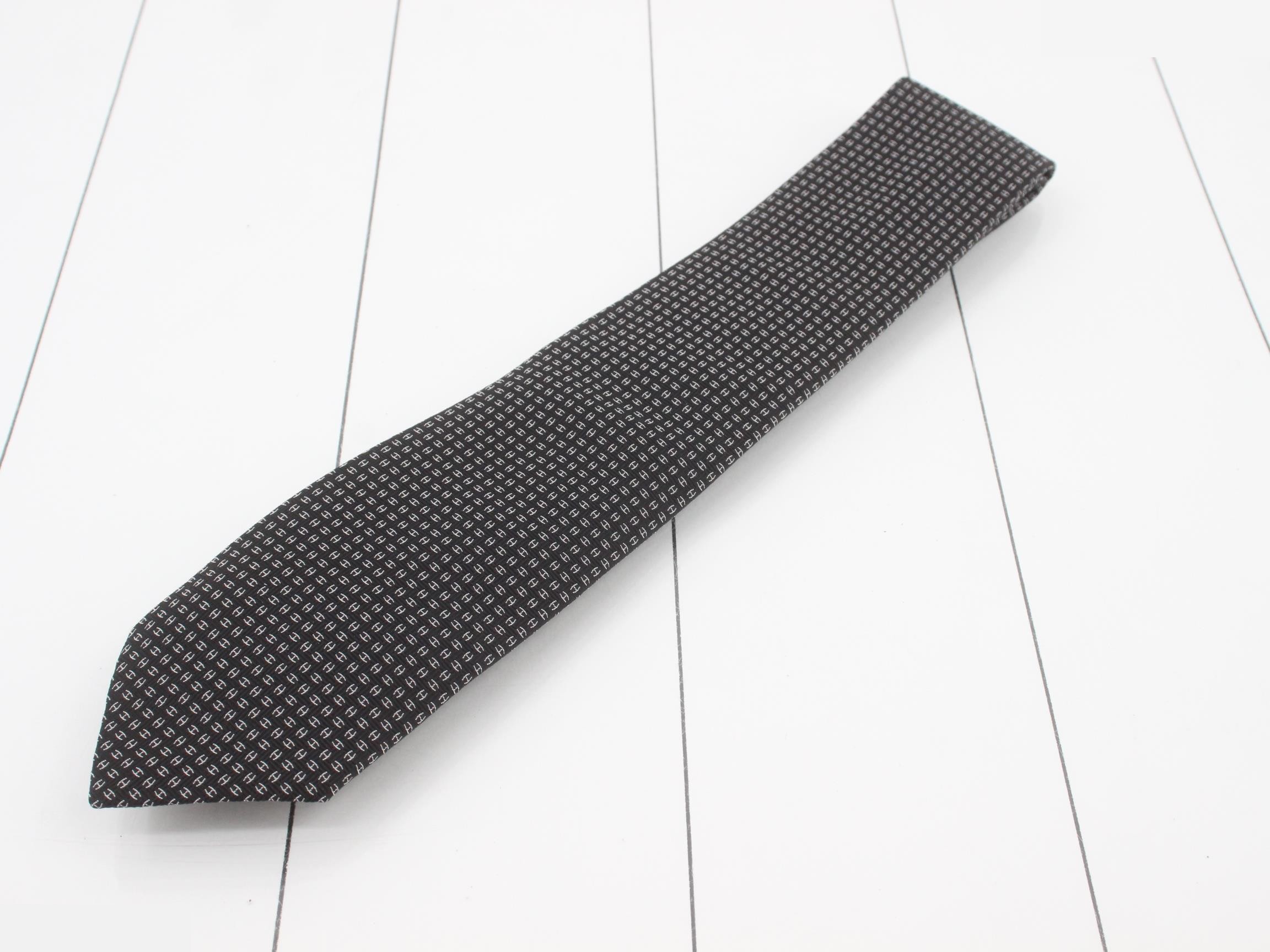 tie