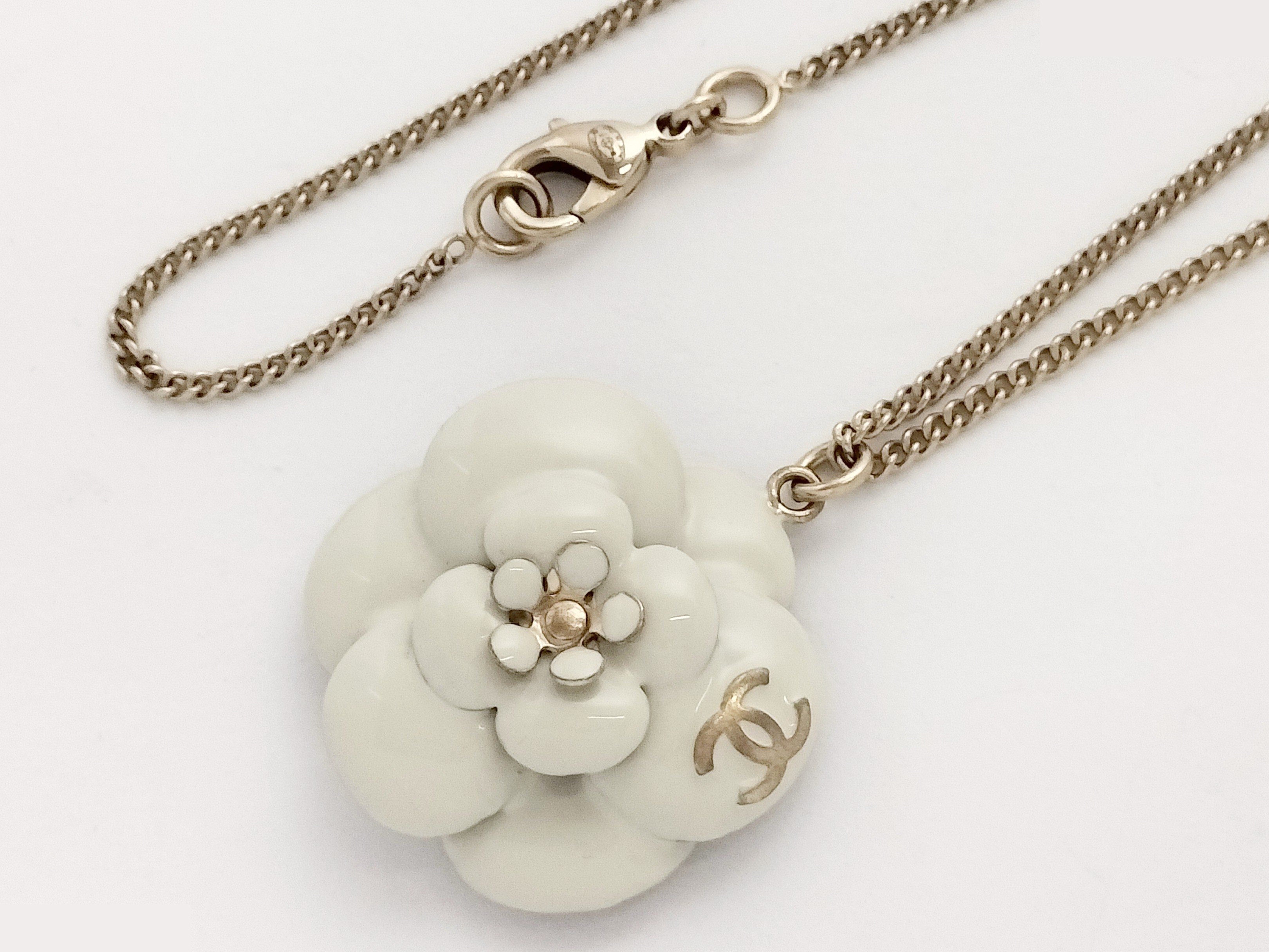 Coco Camellia Gold Necklace, Chain approx. 60cm