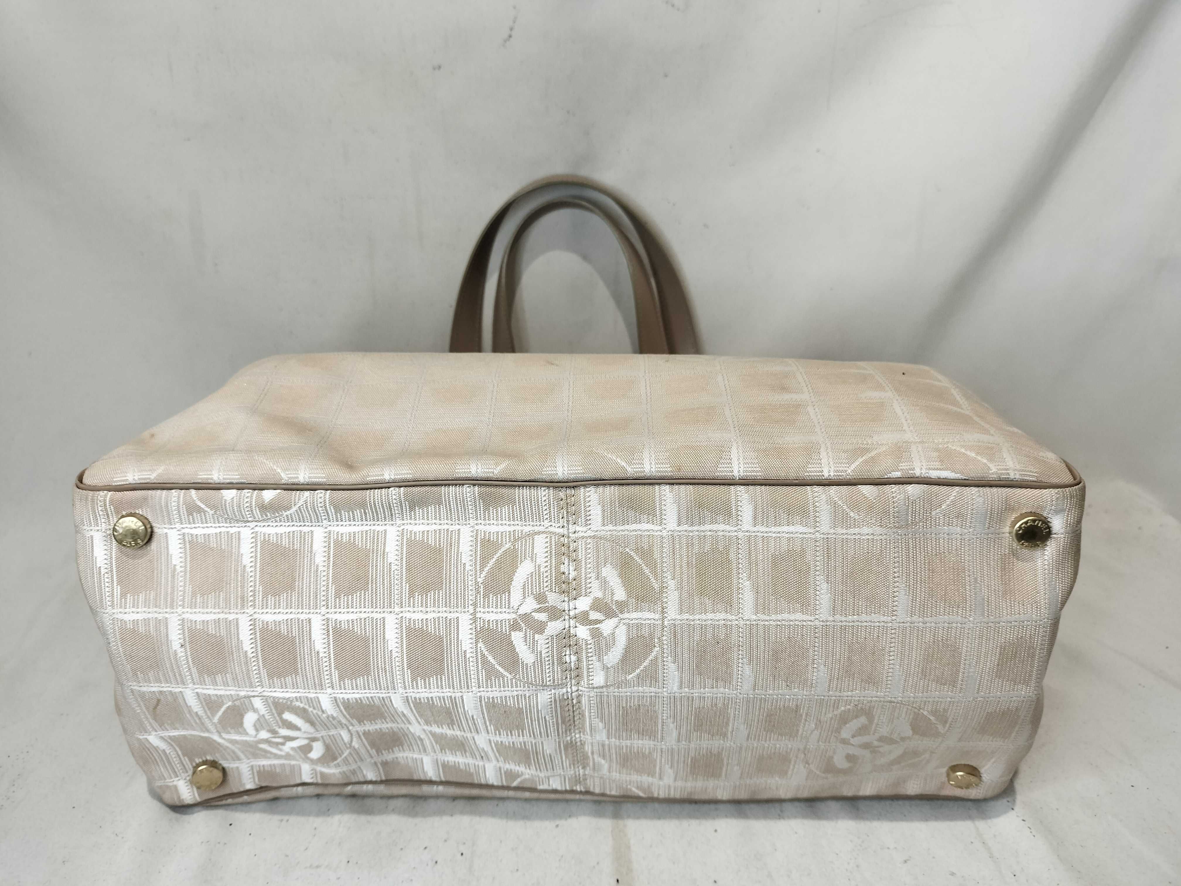 New Travel Line Tote Bag, Beige, Series 8 (Handbag) — view 7