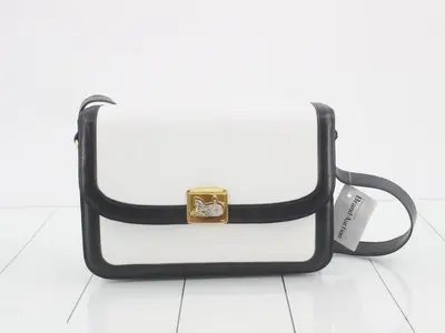 Shoulder bag, leather, white