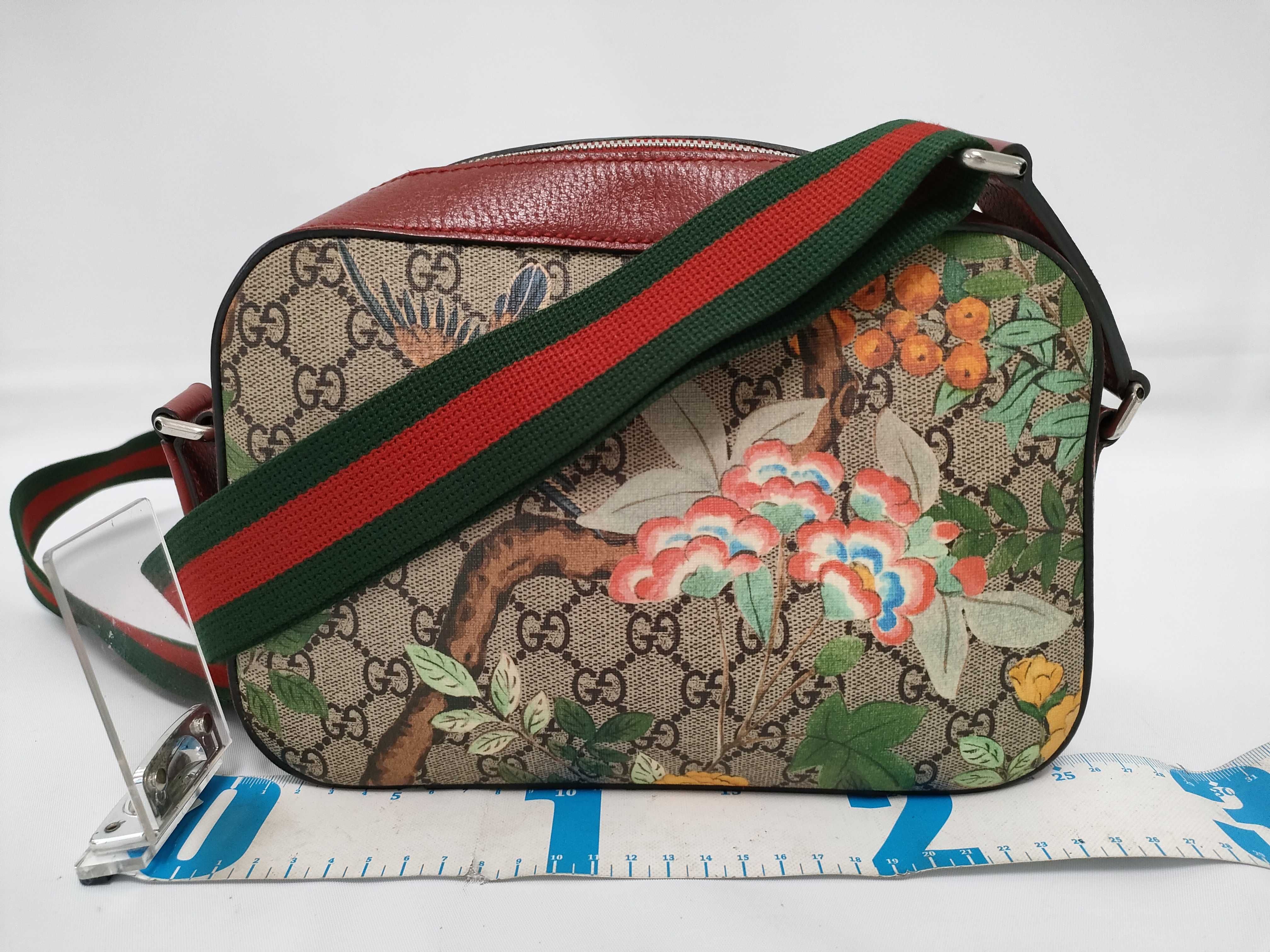 GG Supreme ID- Cow Skin GG Supreme Tiens Beige x Red Shoulder Bag 450947 — view 2