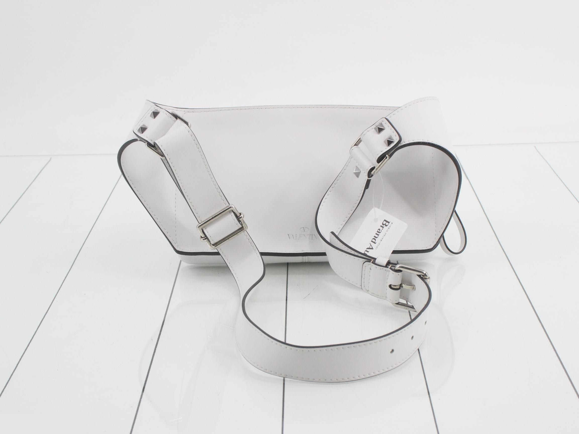 VLTN logo body bag, leather, white and red. — view 2