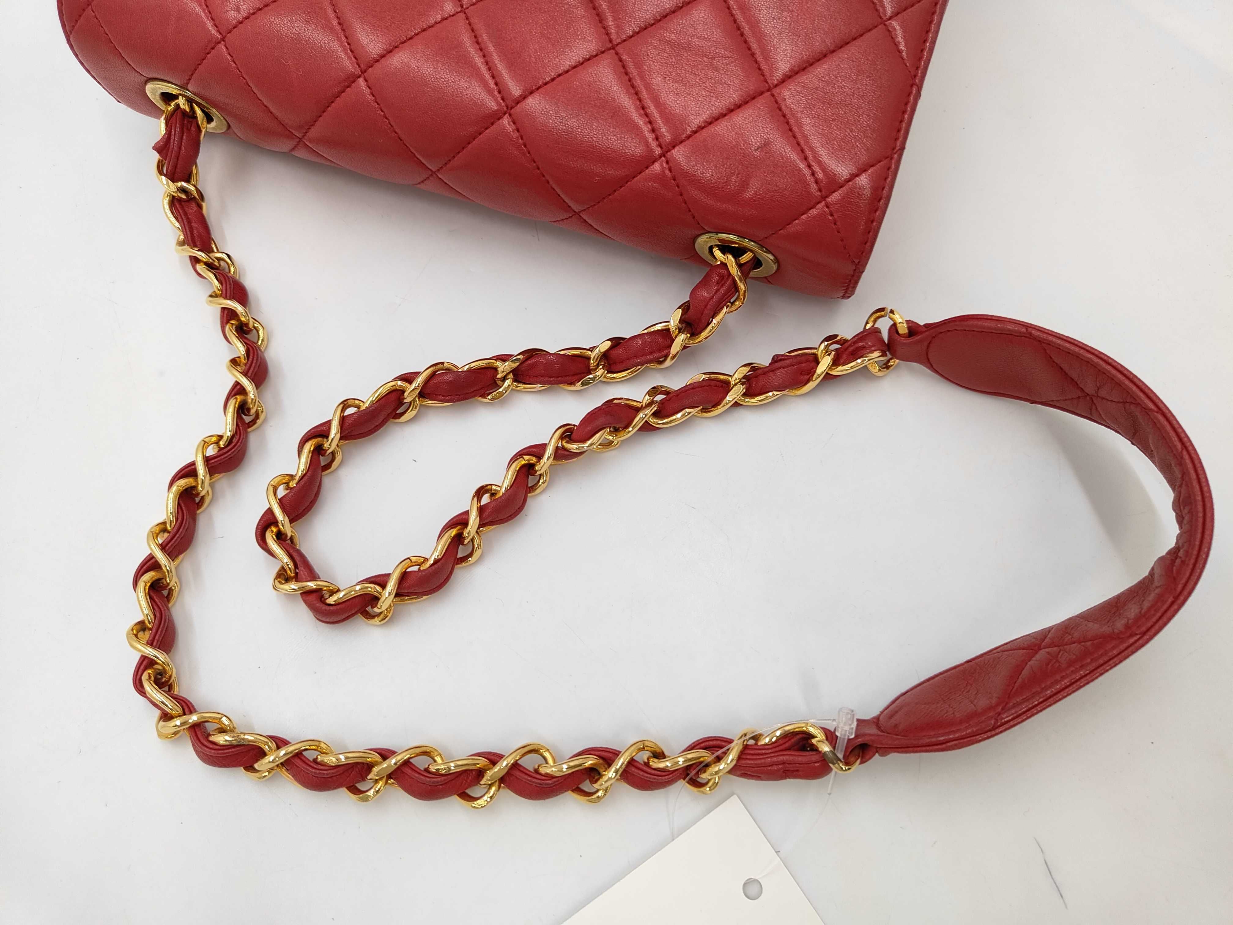 Lambskin Large Matelassé Chain Shoulder Bag, Red Shoulder Bag — view 5