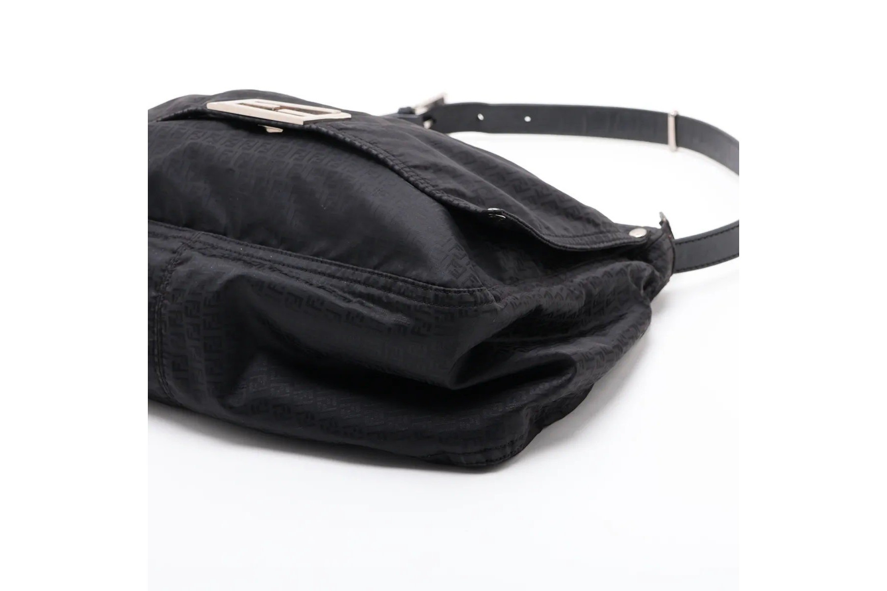 Zucchino Mamma Baguette FF Hardware Leather Shoulder Bag — view 3