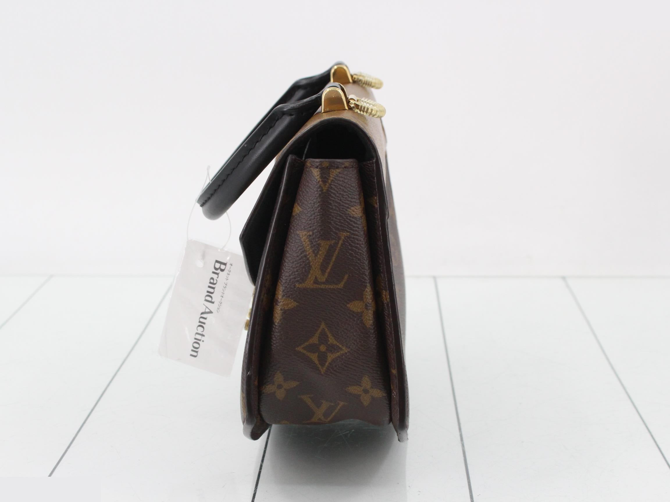 LV Monogram Tilsit Shoulder Bag — view 3