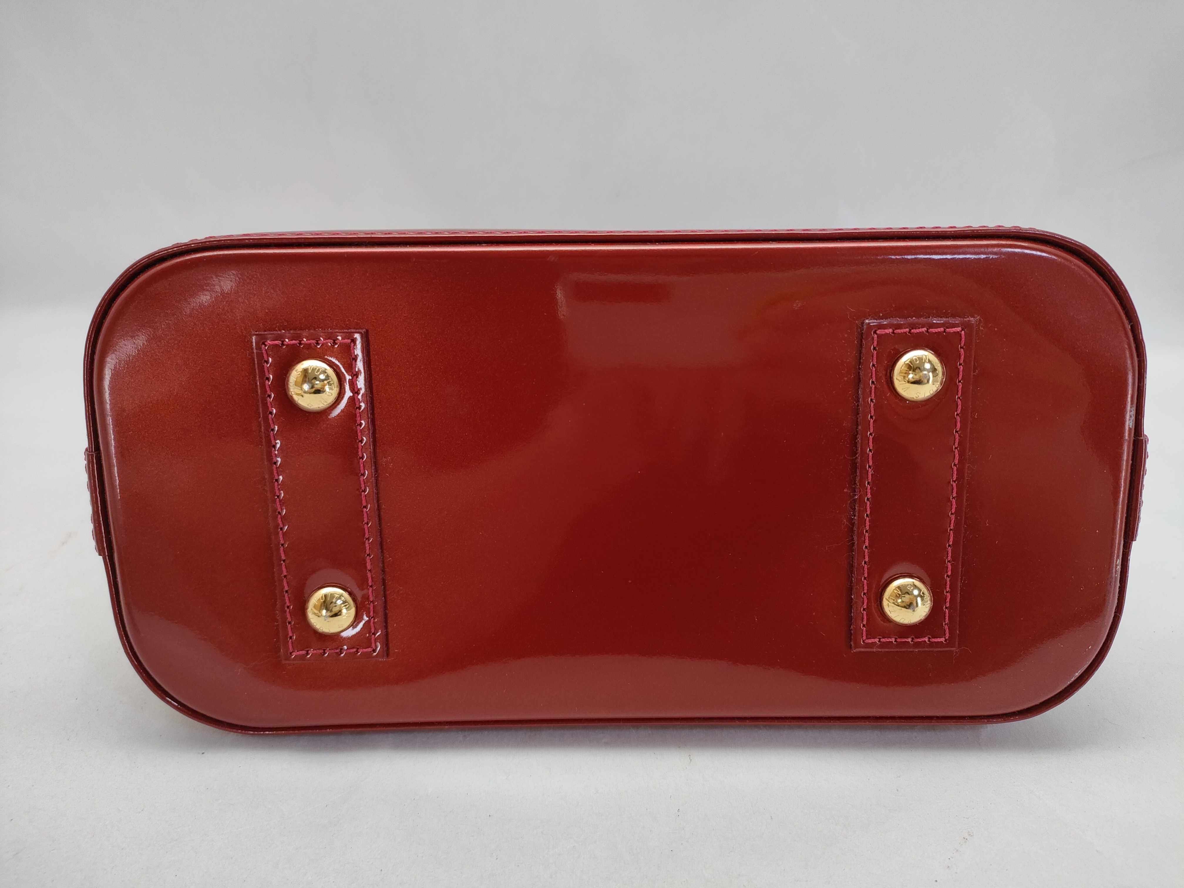 Vernis SG-LouisVuittonVernisAlmaBBM90174MI5113 Red Handbag — view 9